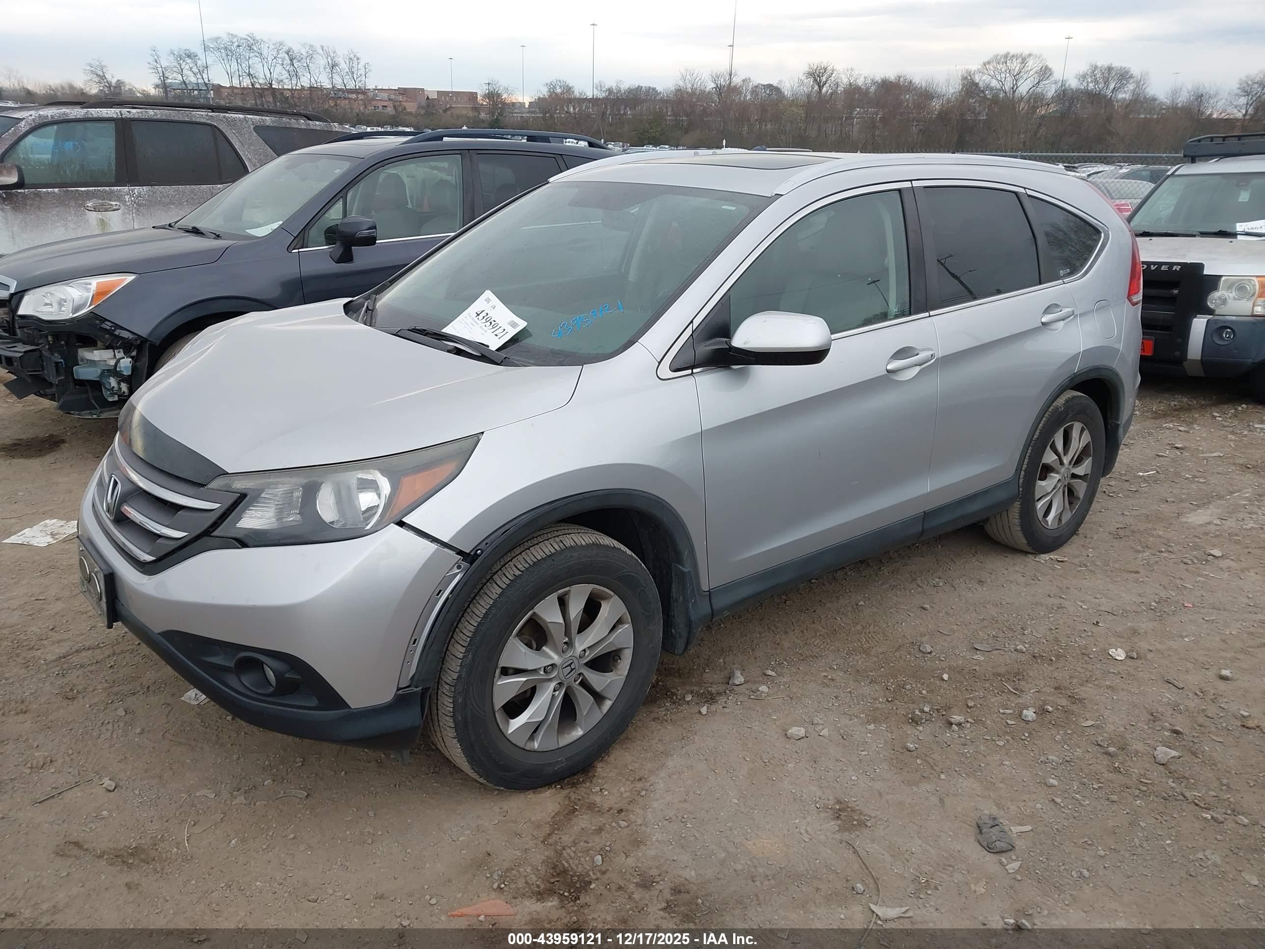 HONDA CR-V image 2