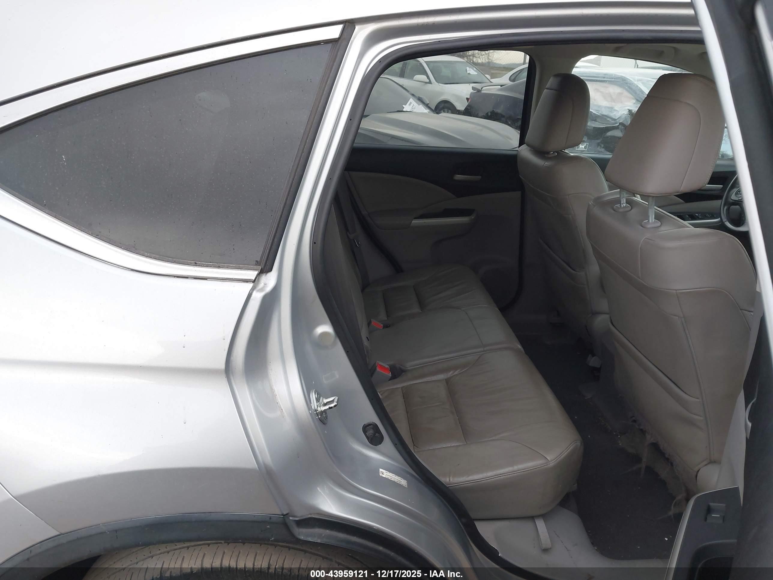 HONDA CR-V image 8