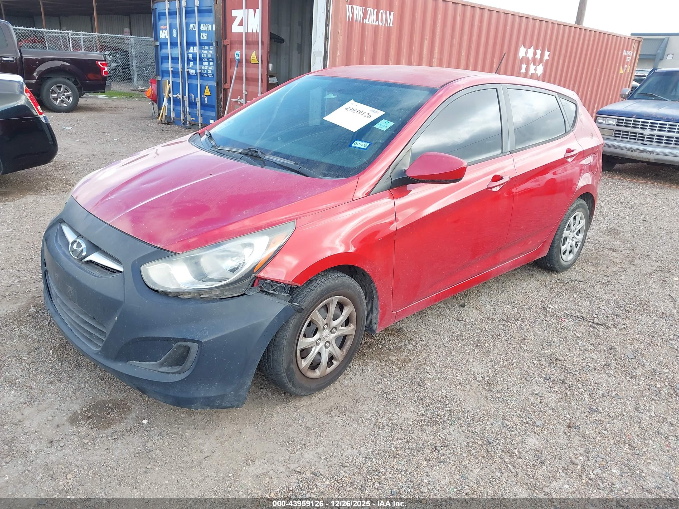 HYUNDAI ACCENT image 2