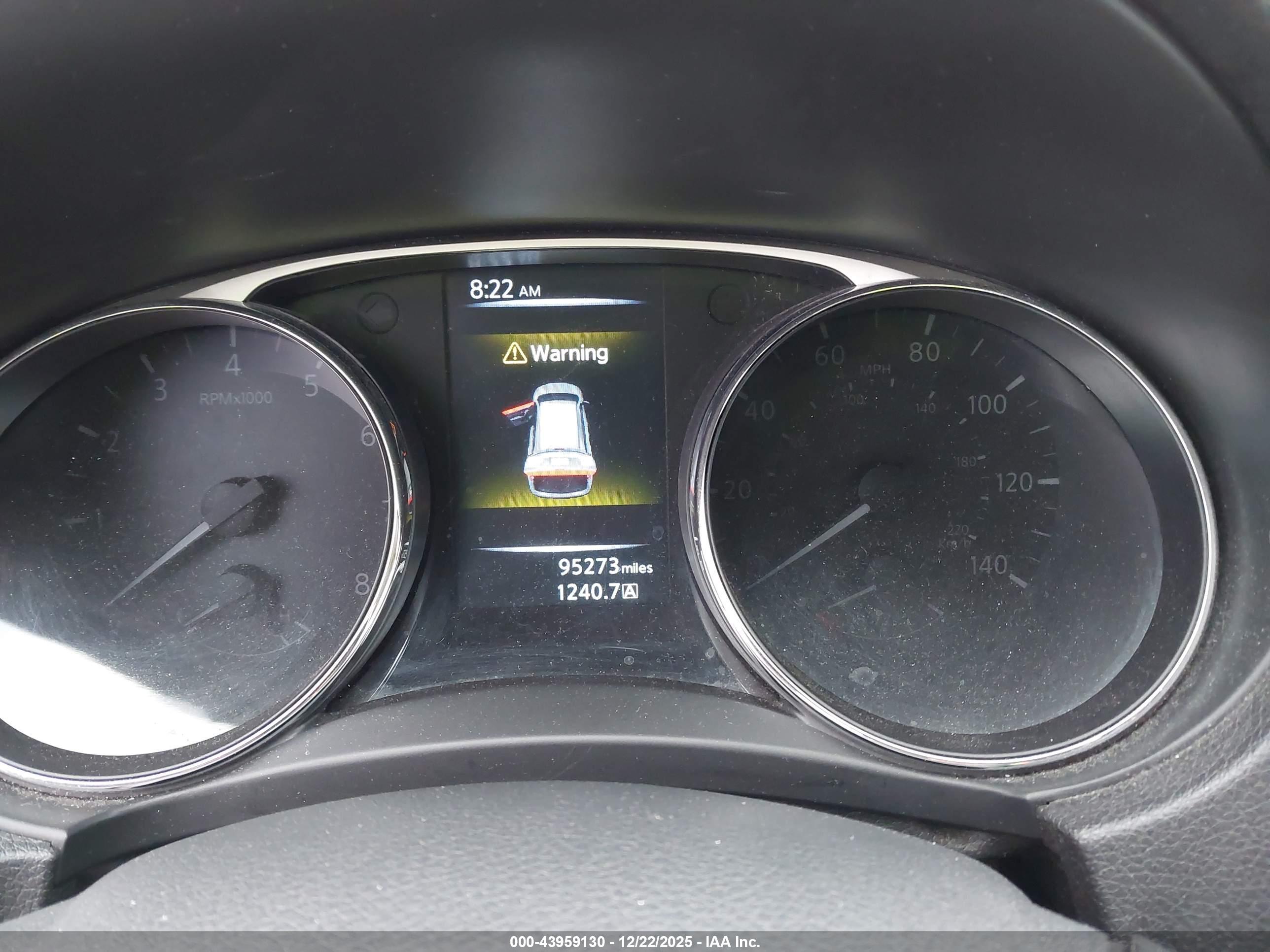NISSAN ROGUE image 7