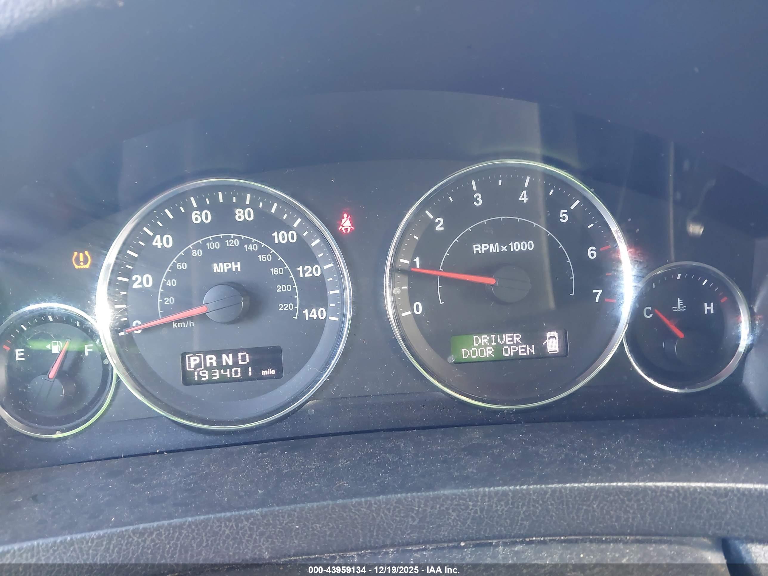 JEEP GRAND image 7