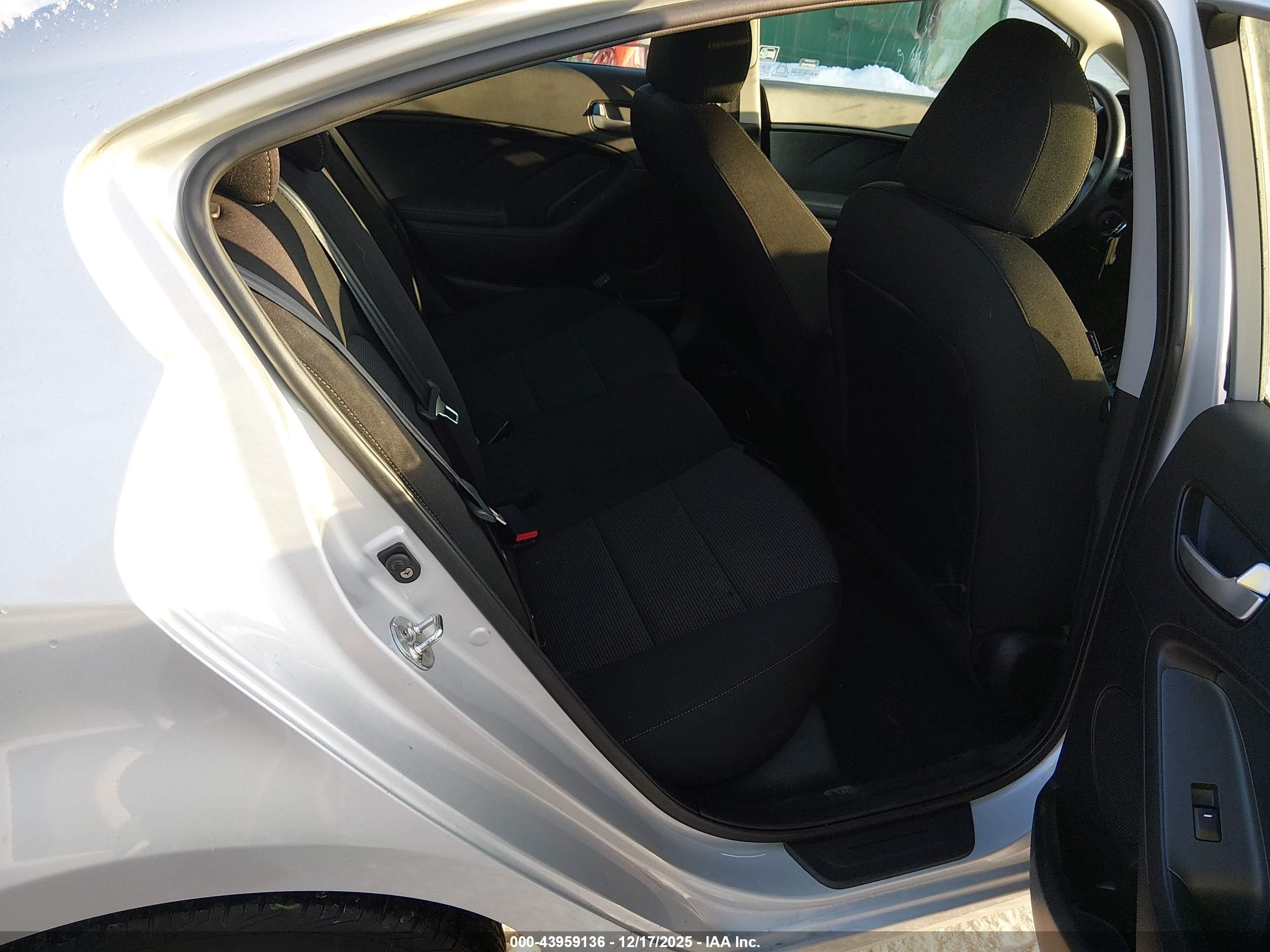 KIA FORTE image 8