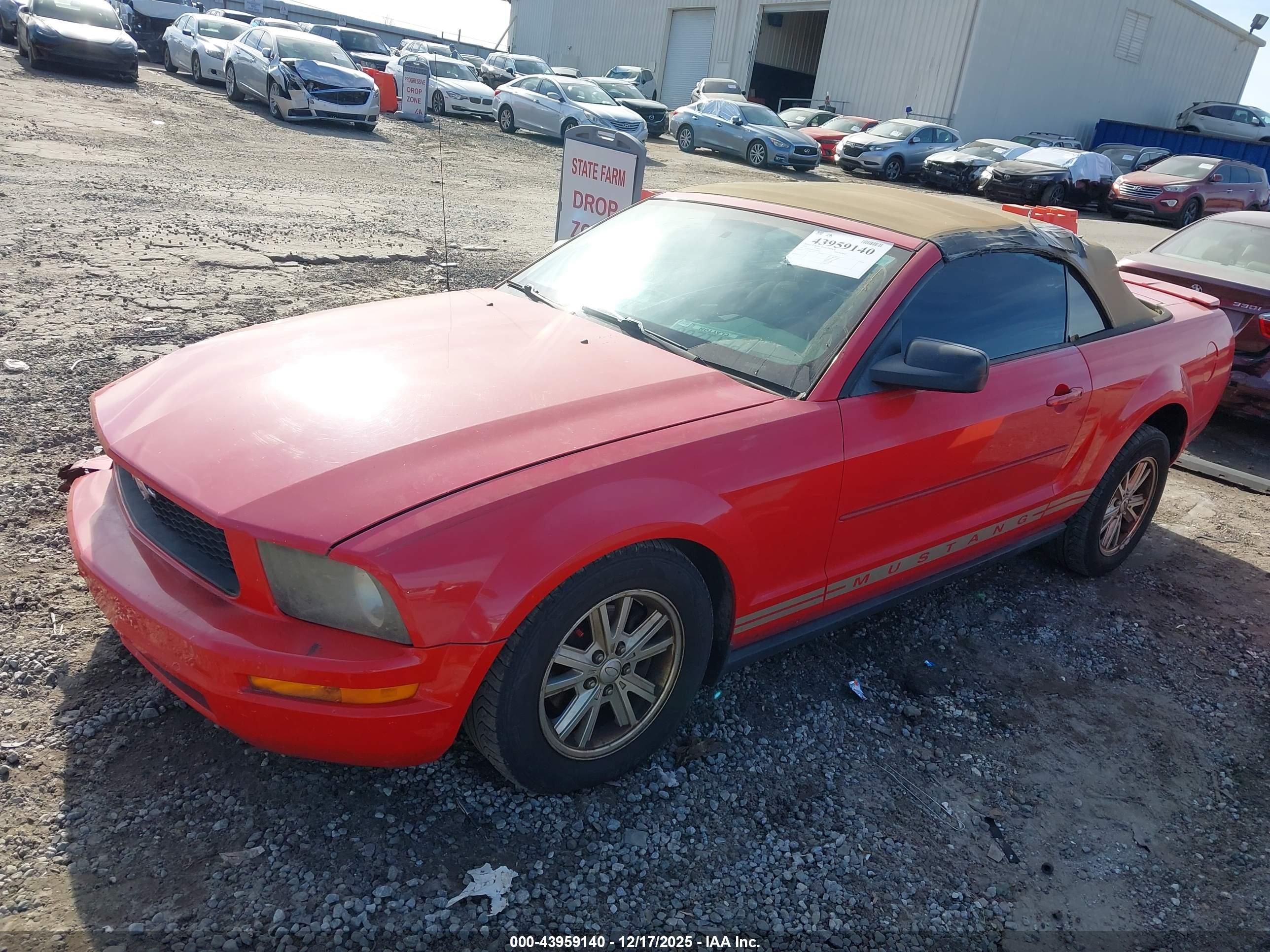 FORD MUSTANG image 2