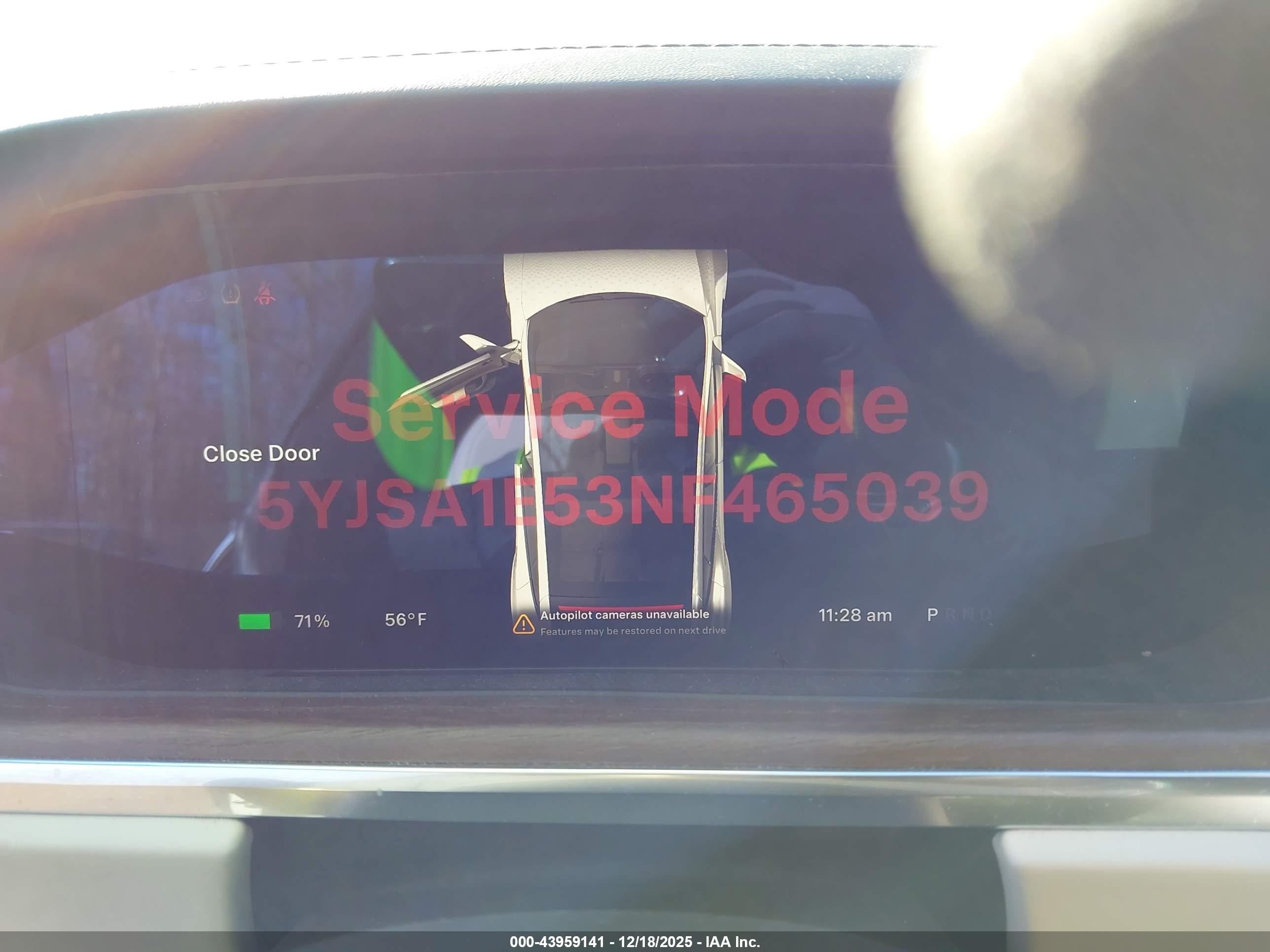 TESLA MODEL image 7