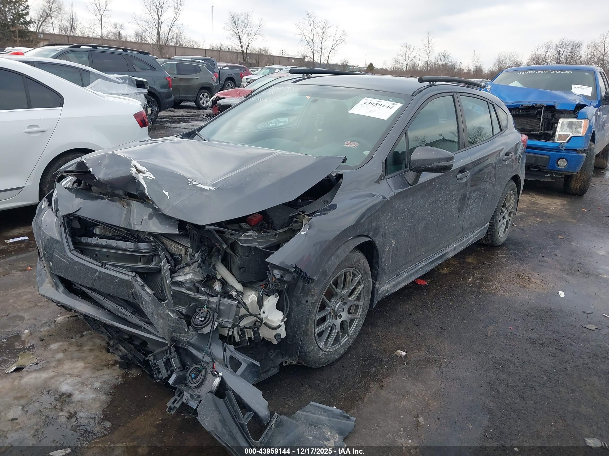 SUBARU IMPREZA image 2