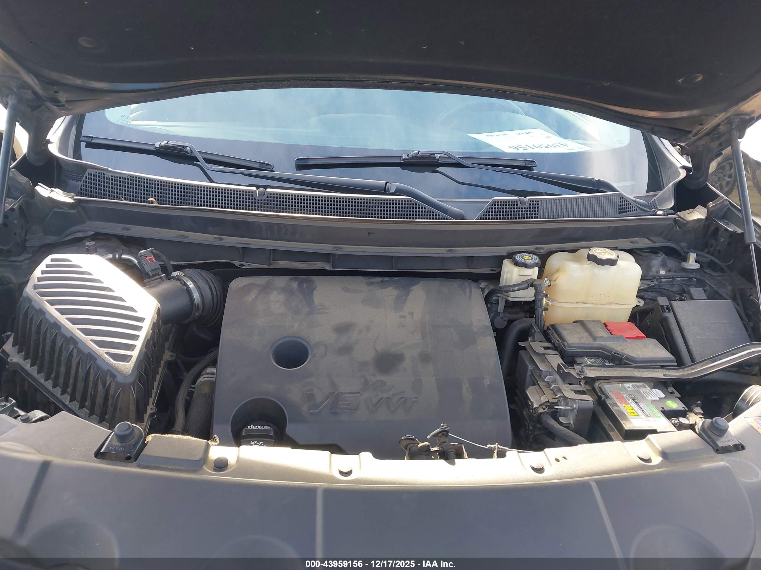 CHEVROLET TRAVERSE image 10