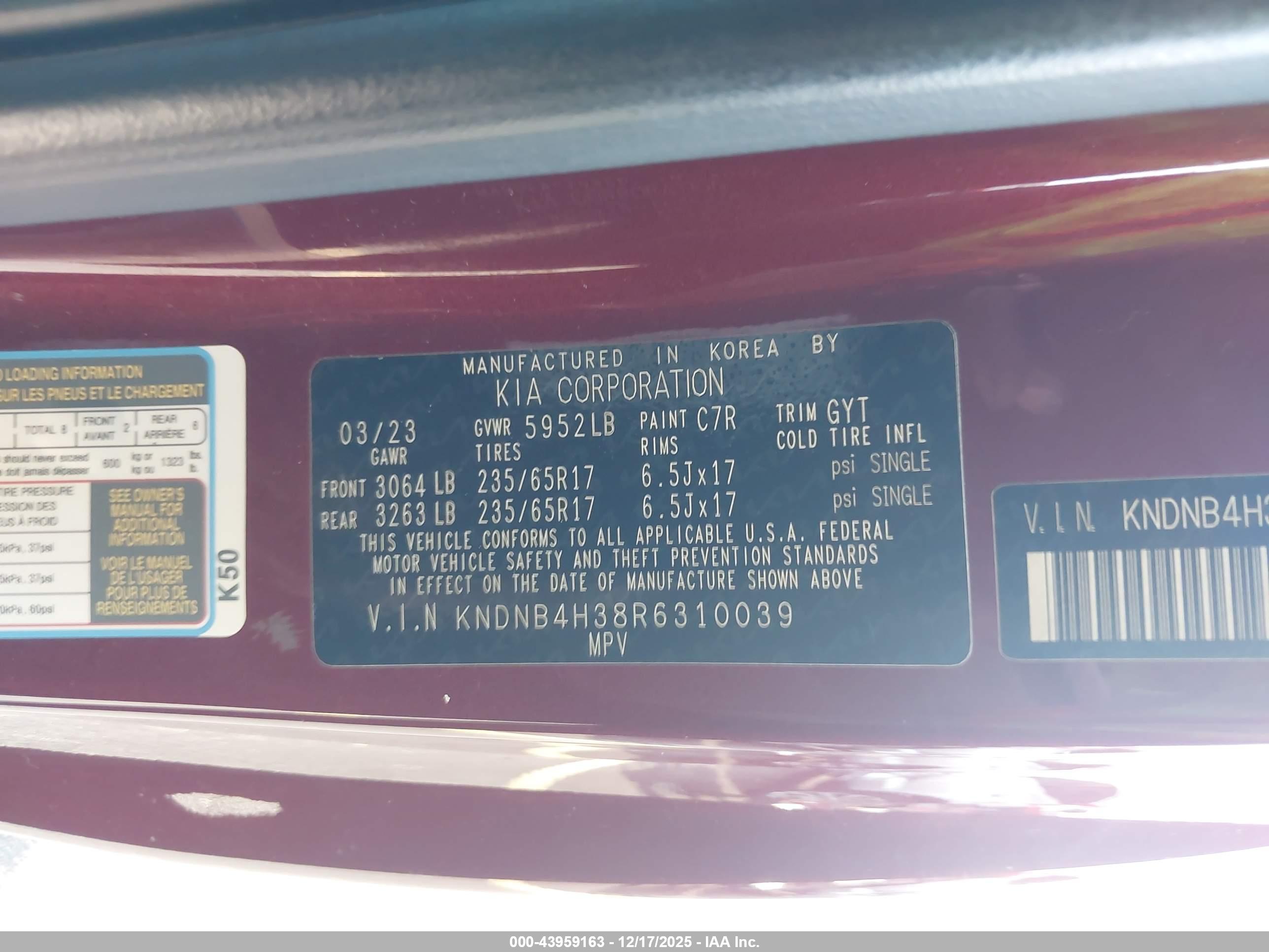 KIA CARNIVAL image 9
