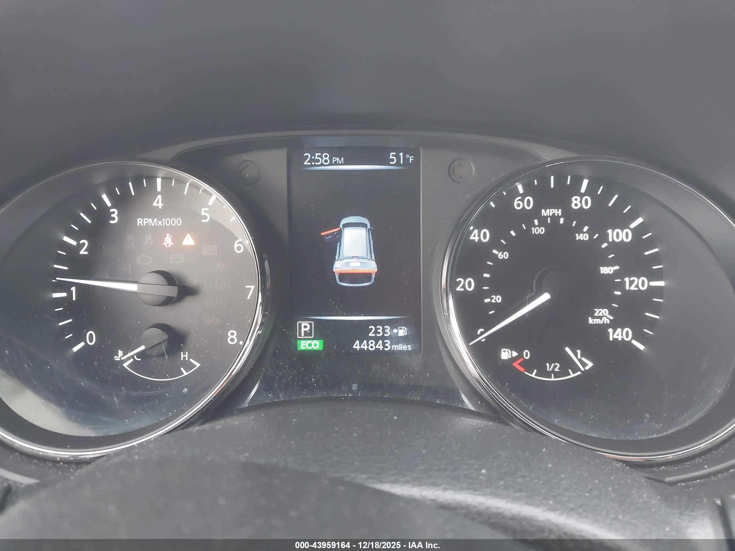 NISSAN ROGUE image 7