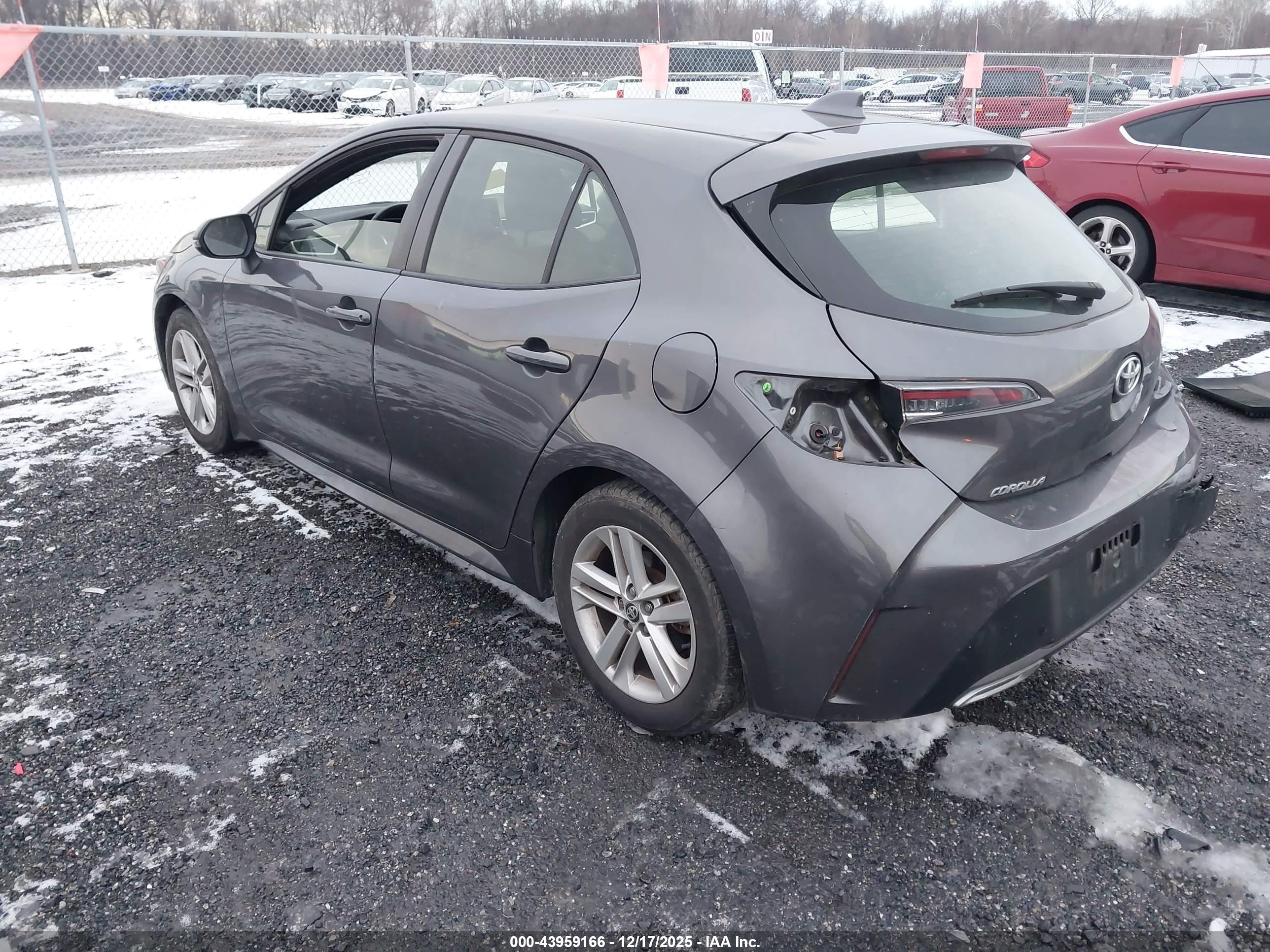 TOYOTA COROLLA image 3