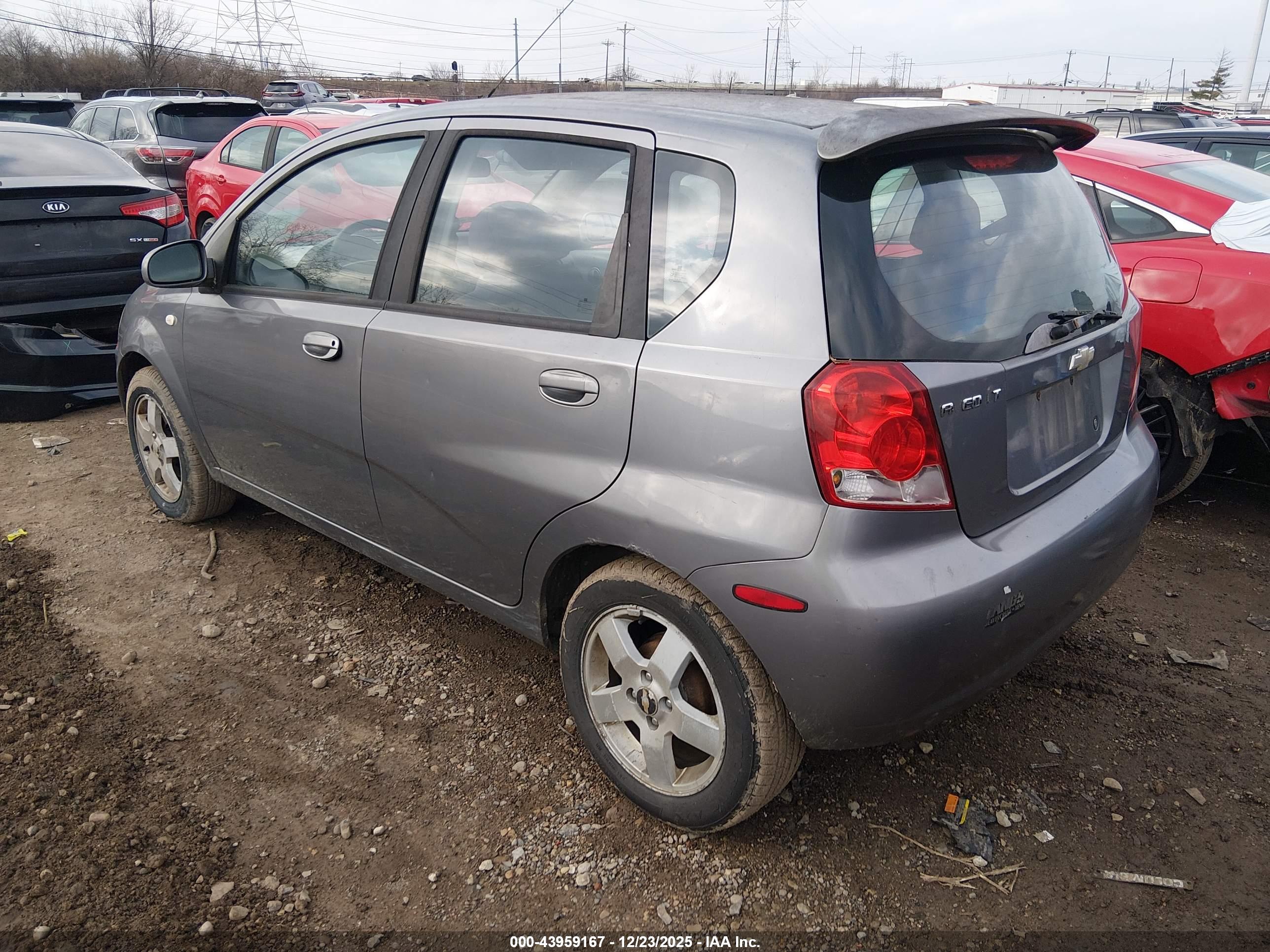CHEVROLET AVEO image 3