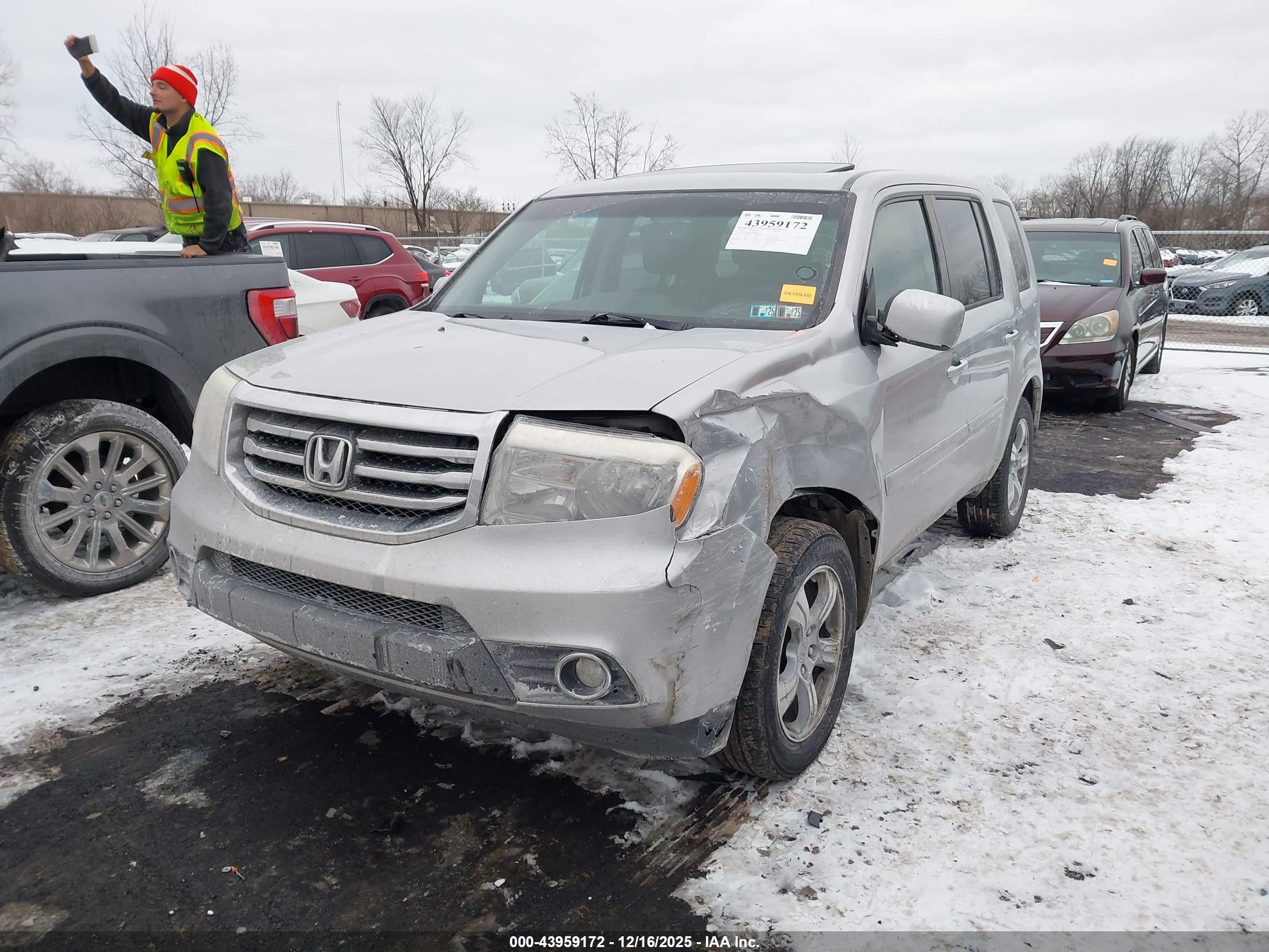 HONDA PILOT image 2