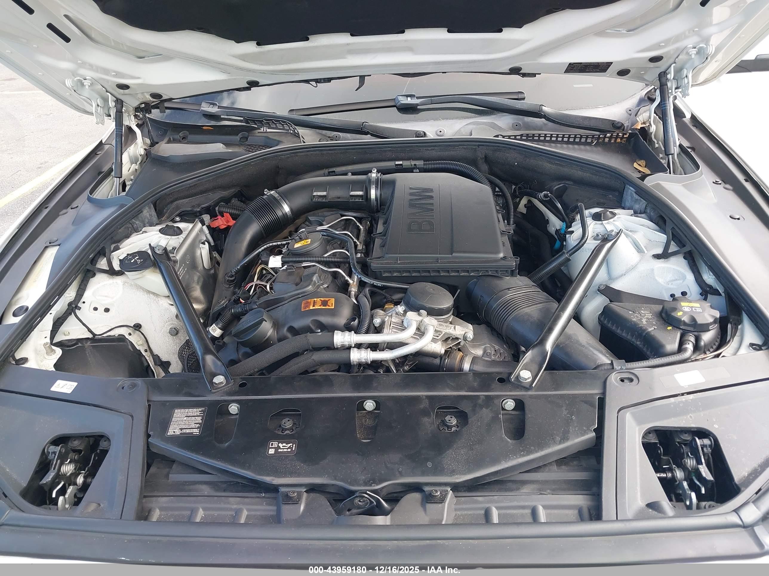 BMW 535I image 10