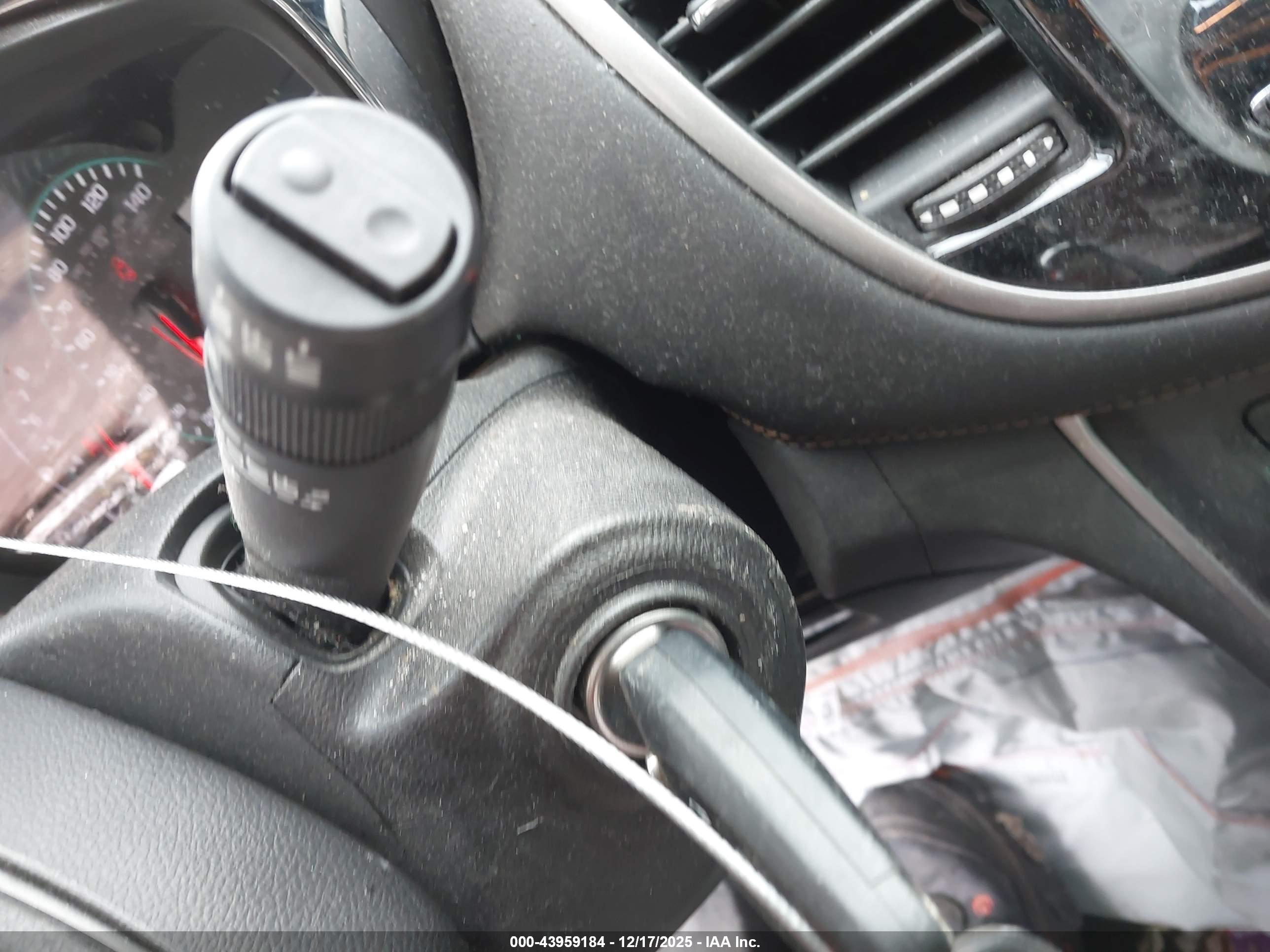 CHEVROLET TRAX image 11