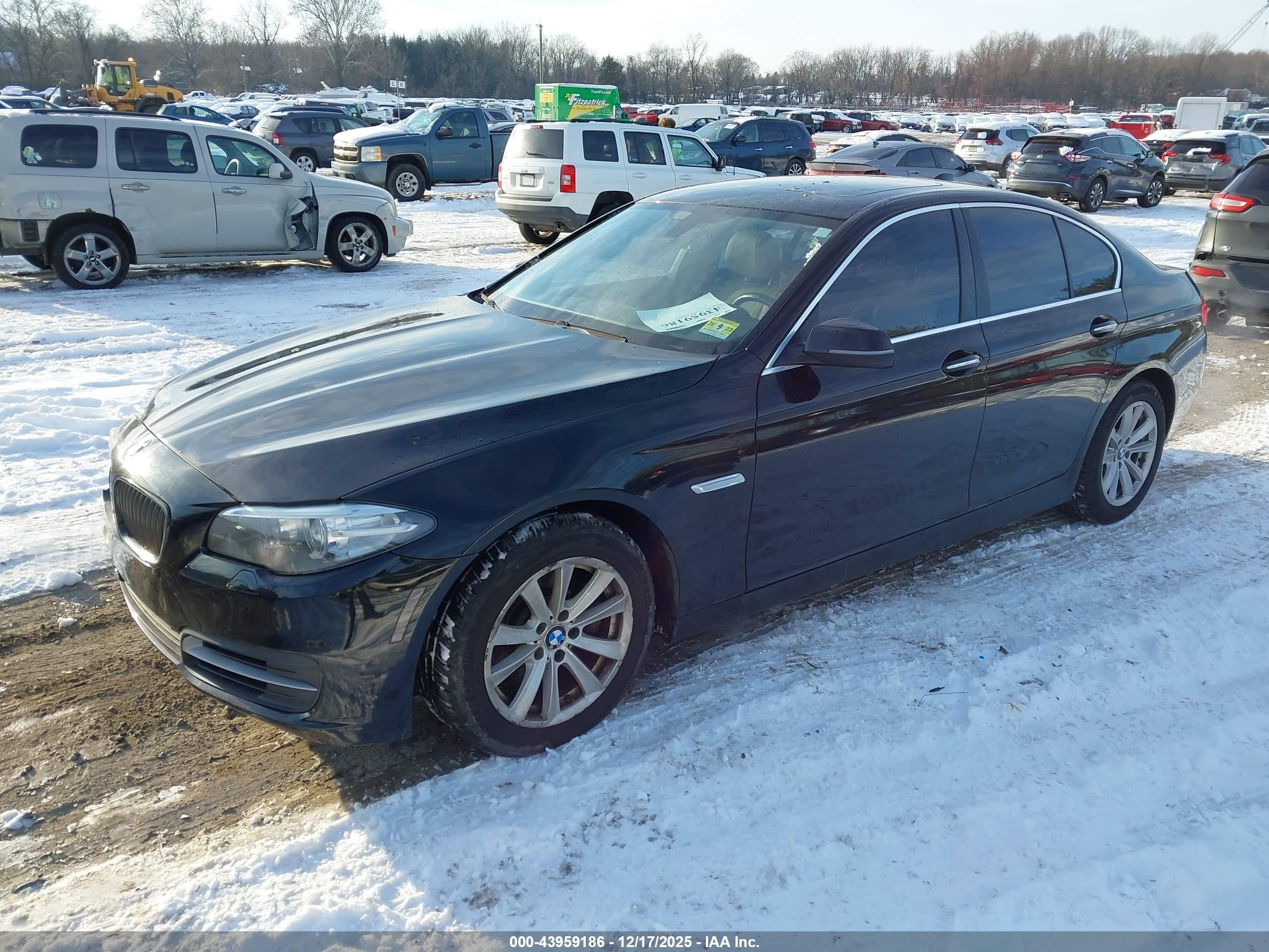 BMW 528I image 2