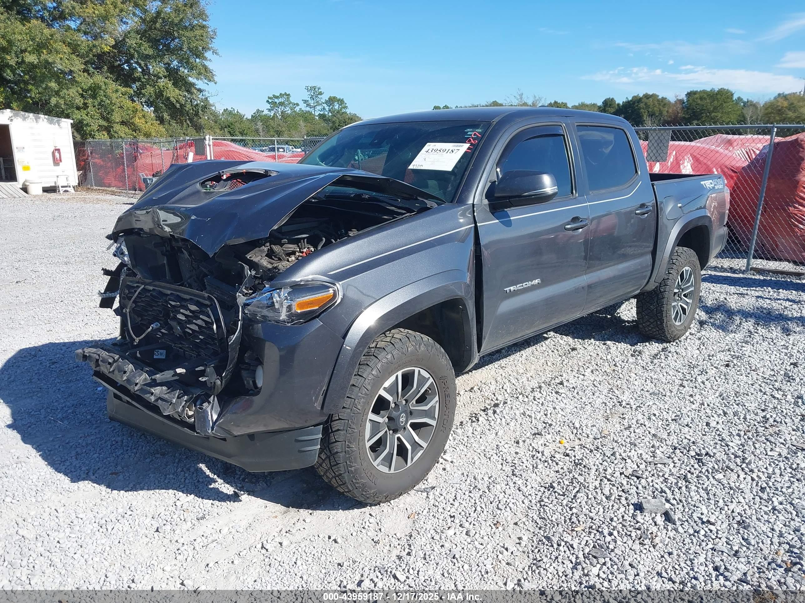 TOYOTA TACOMA image 2