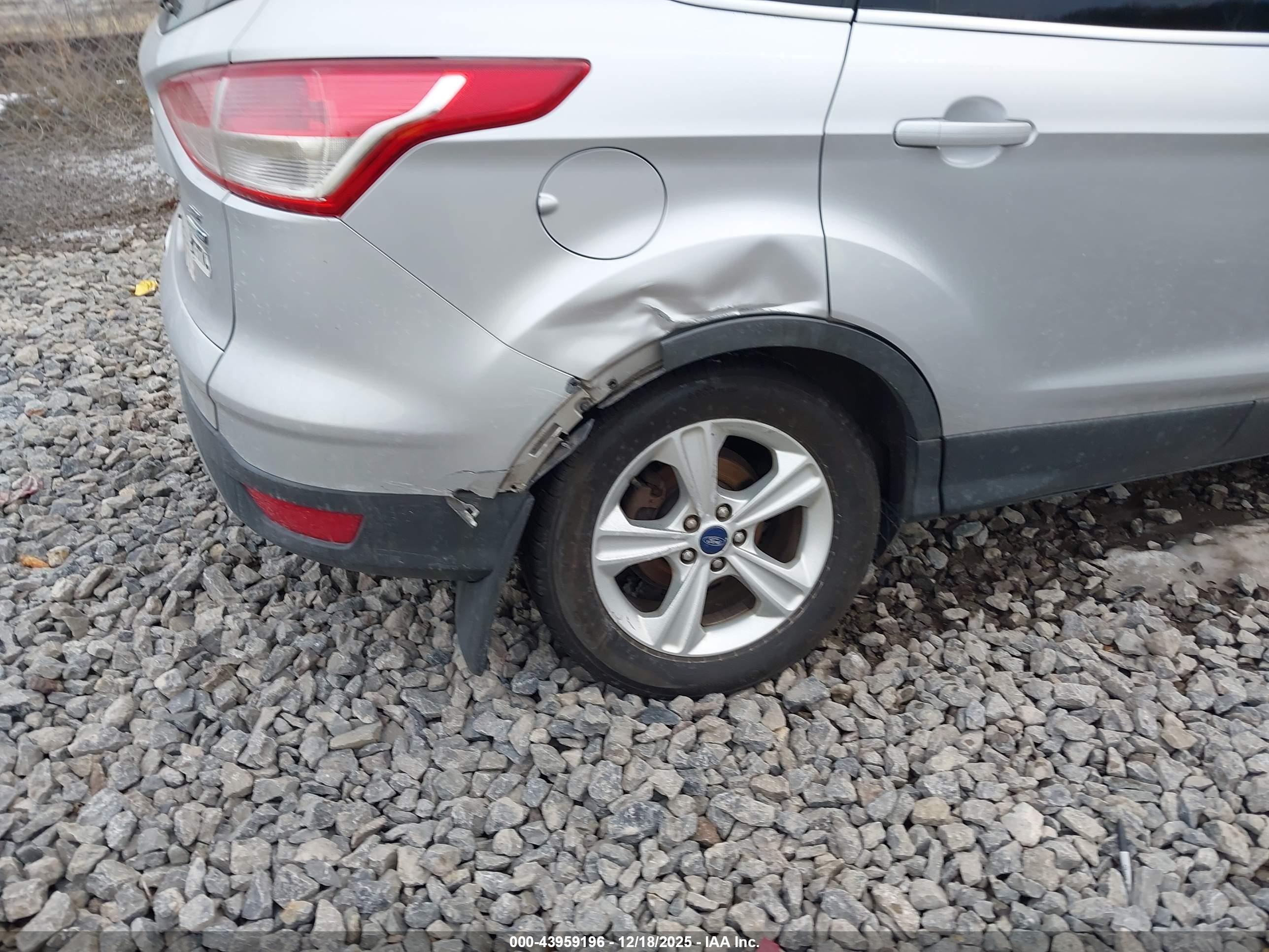 FORD ESCAPE image 6