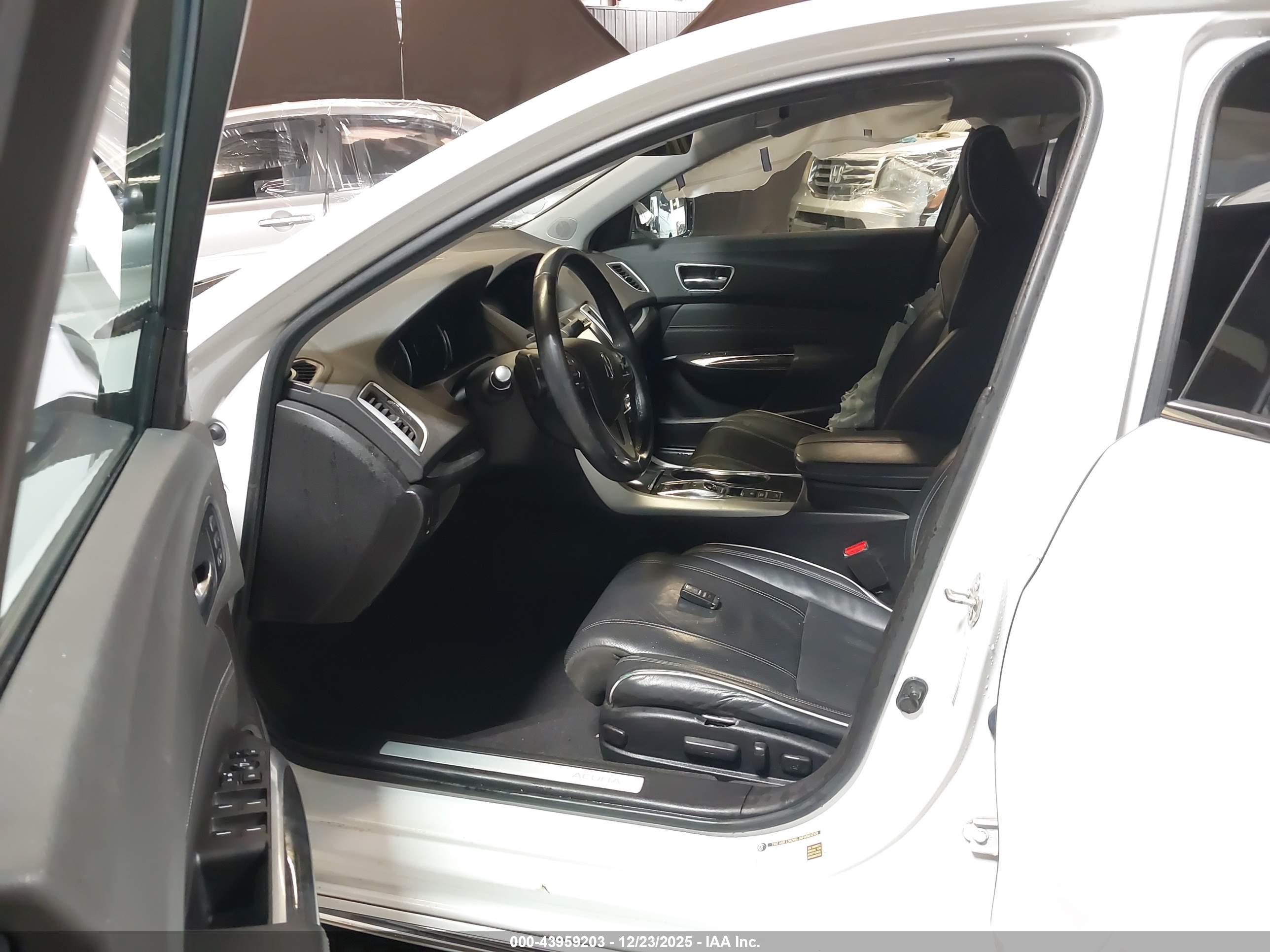 ACURA TLX image 5