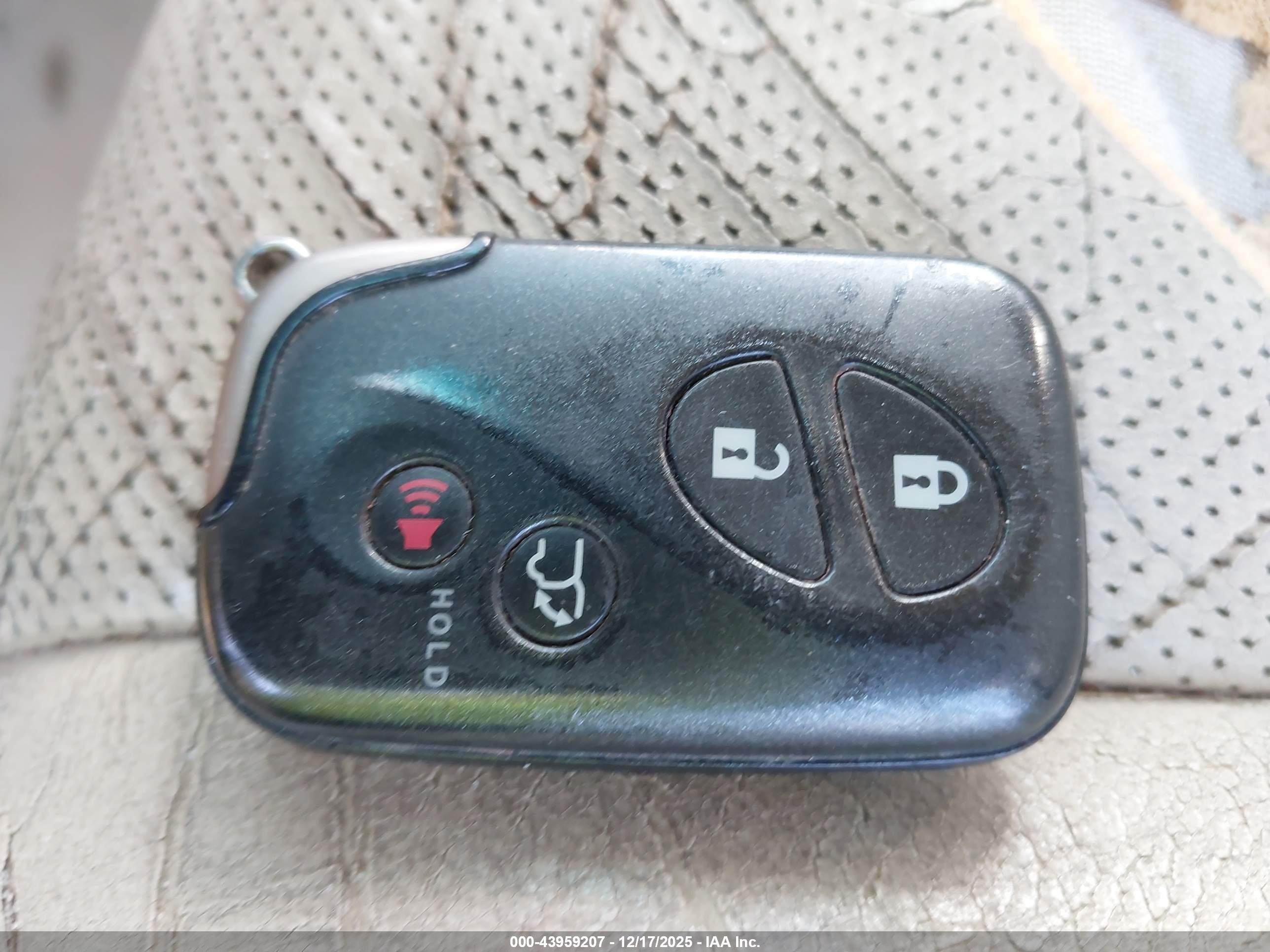 LEXUS RX image 11