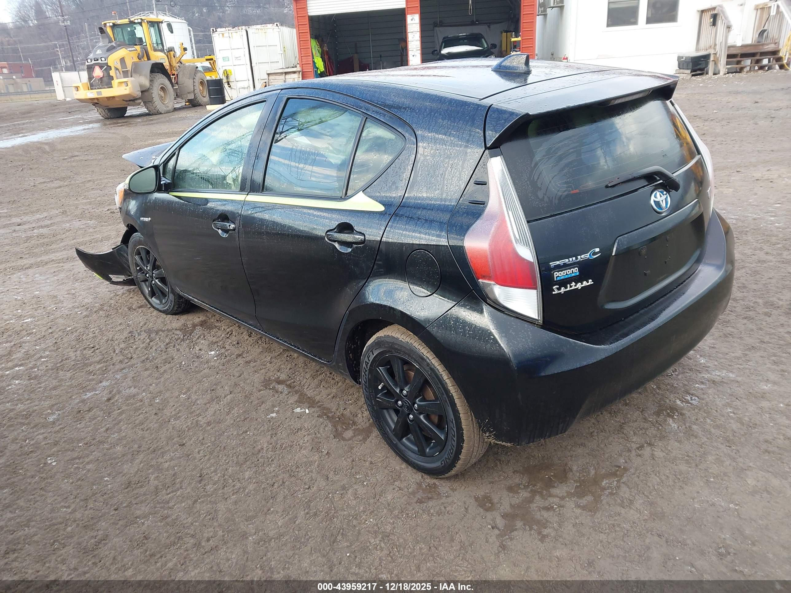 TOYOTA PRIUS image 3