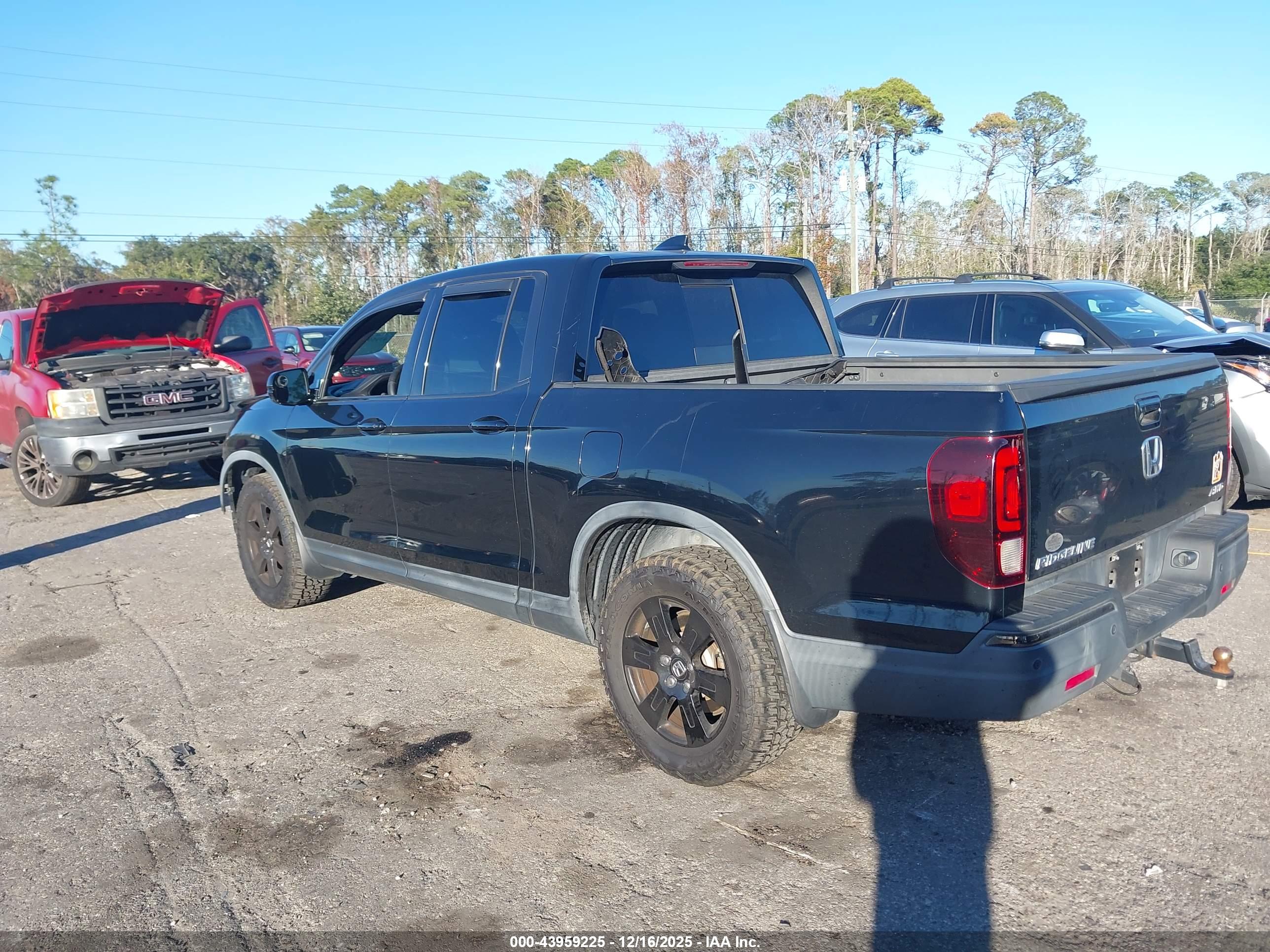HONDA RIDGELINE image 3