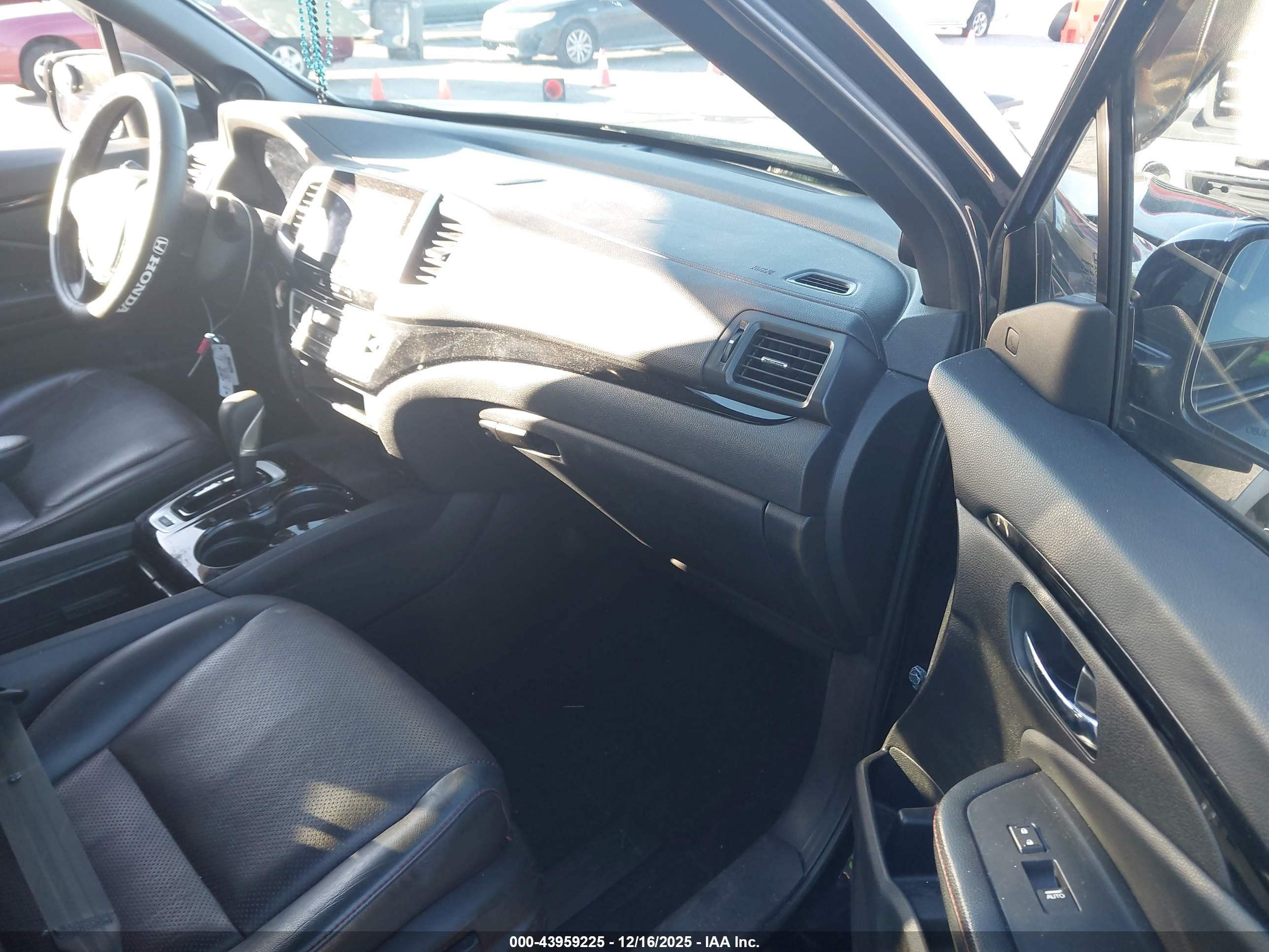 HONDA RIDGELINE image 5