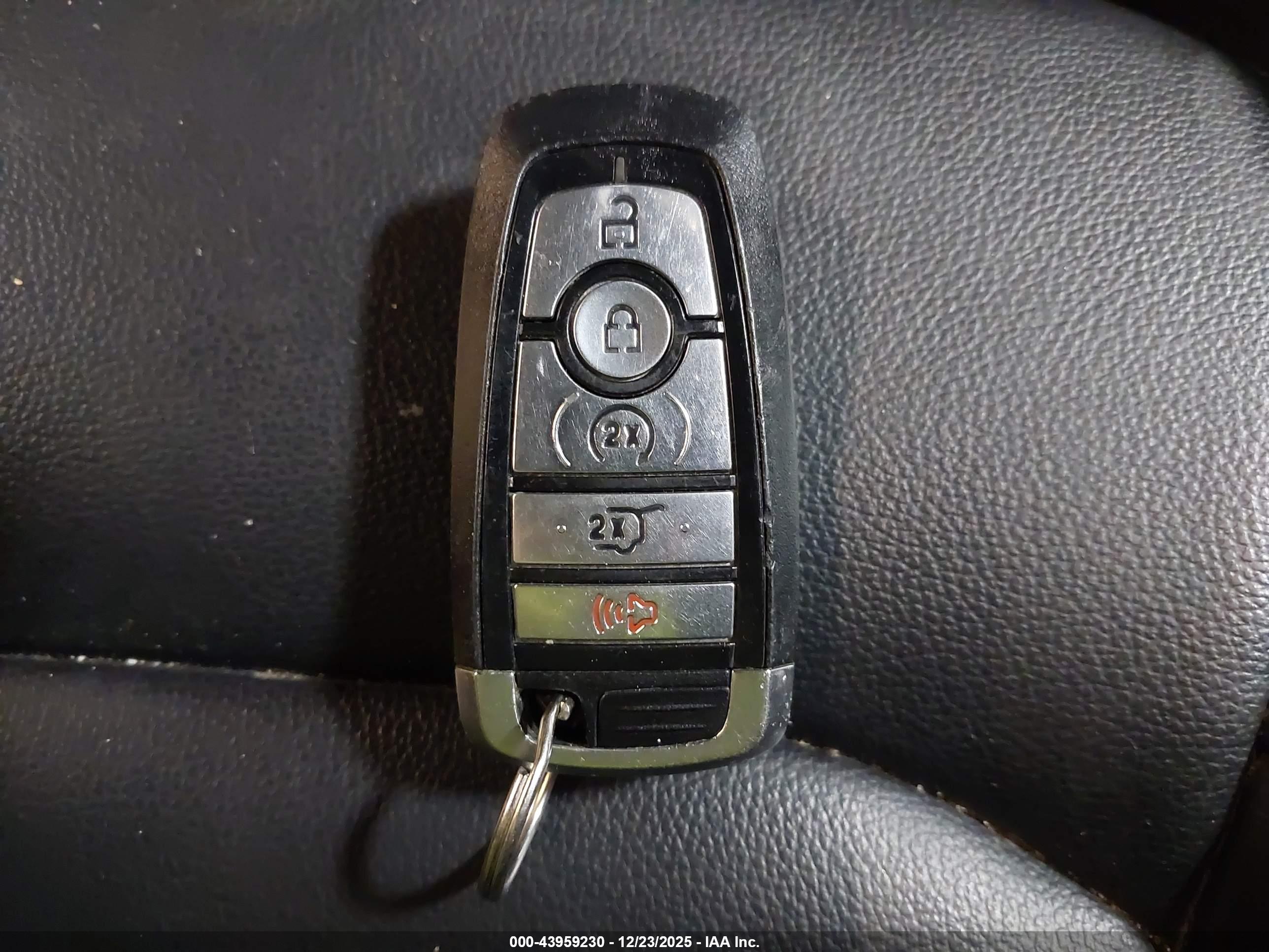FORD EDGE image 11