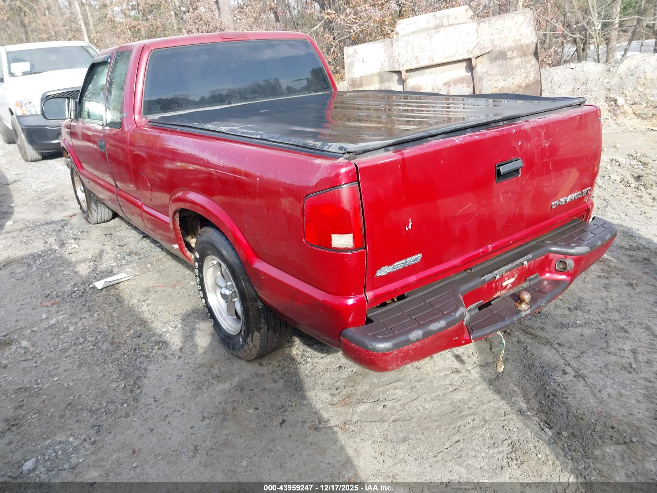 CHEVROLET S-10 image 3