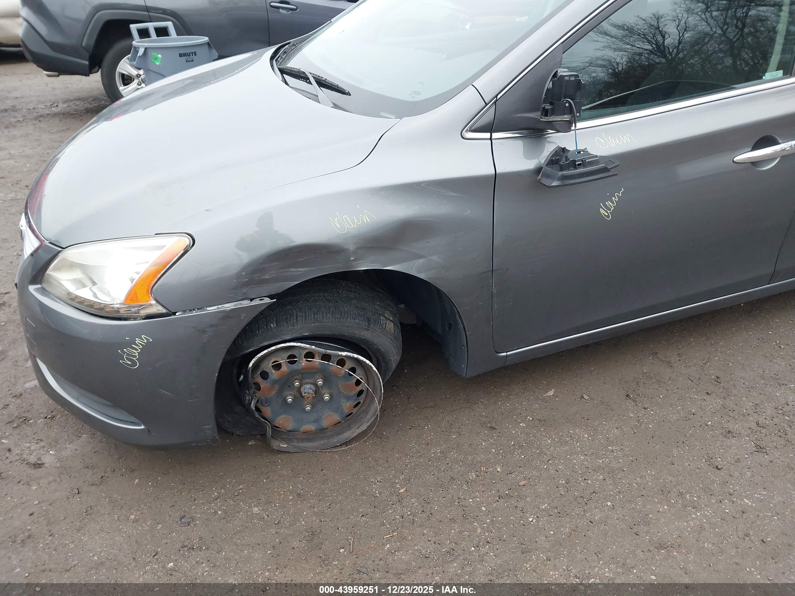 NISSAN SENTRA image 6