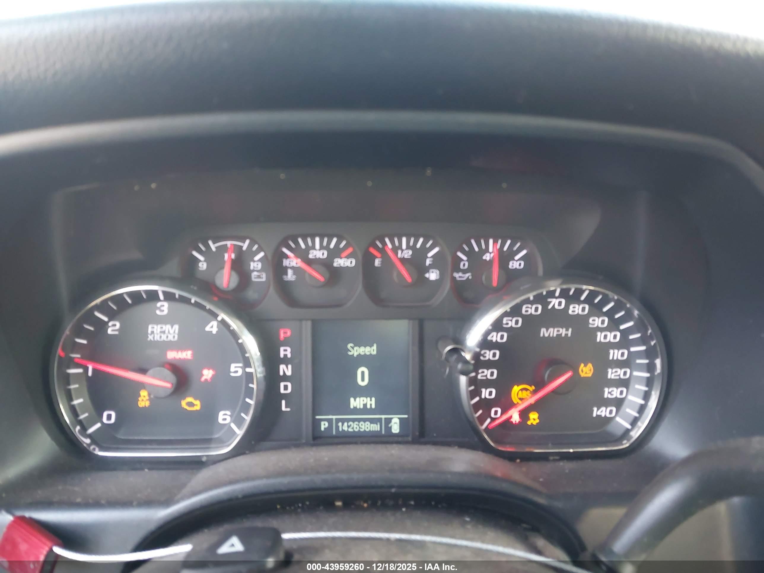CHEVROLET SILVERADO image 7
