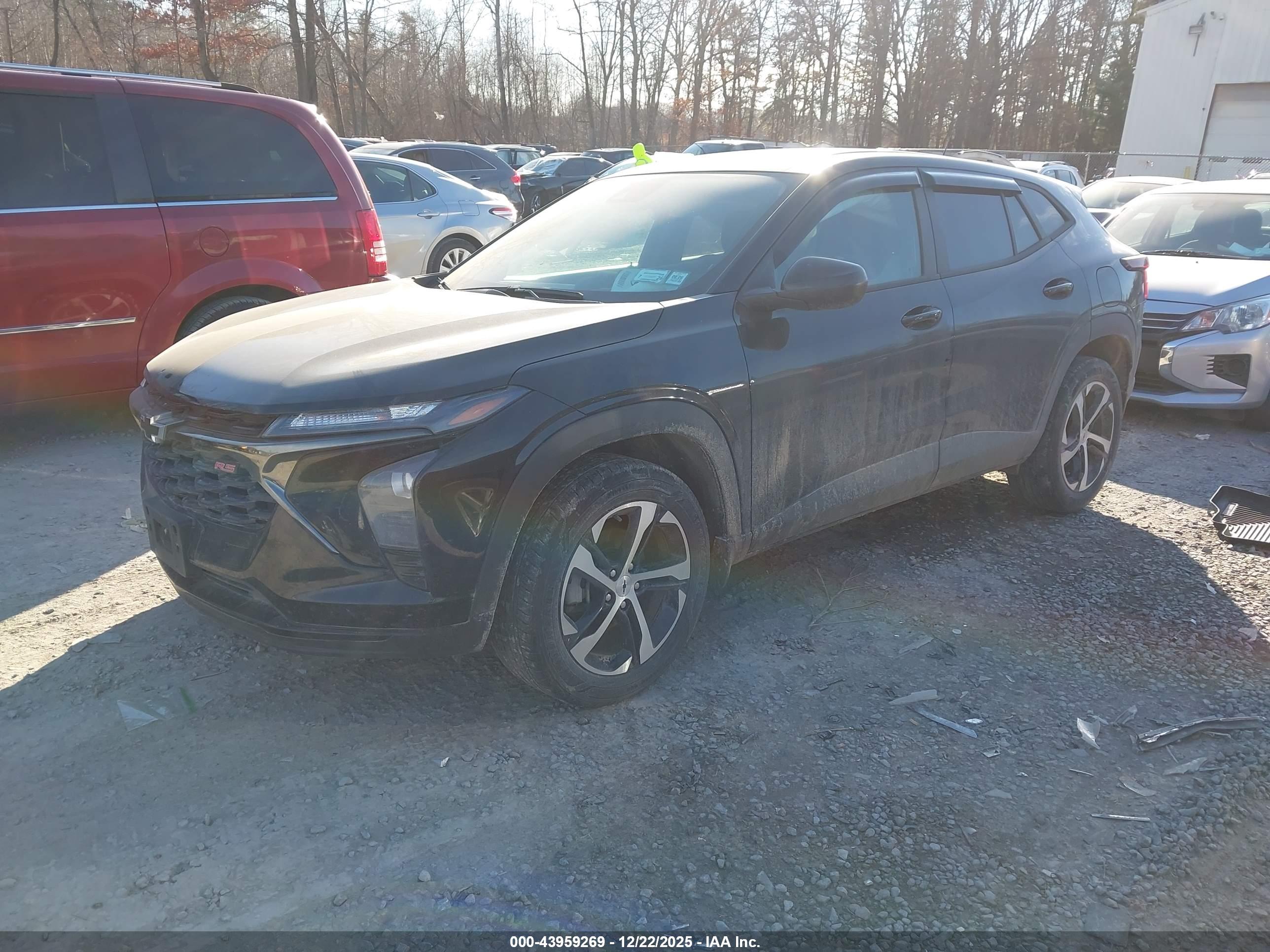 CHEVROLET TRAX image 2
