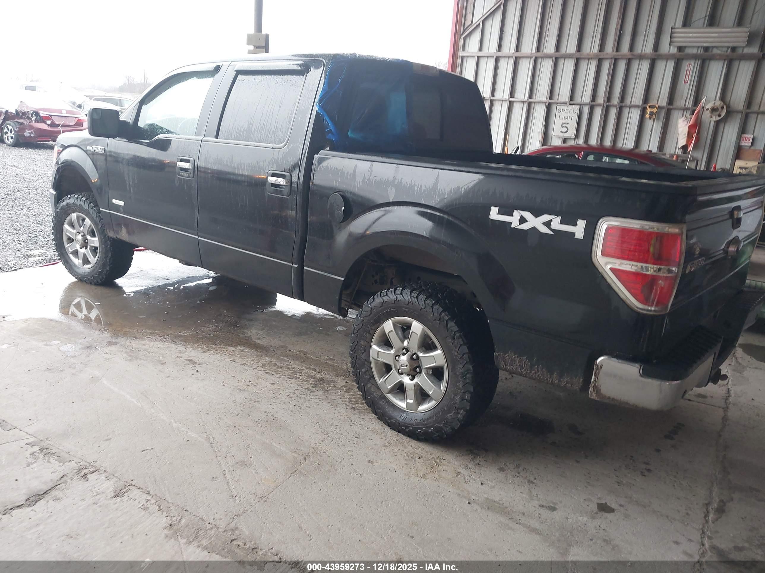 FORD F-150 image 3