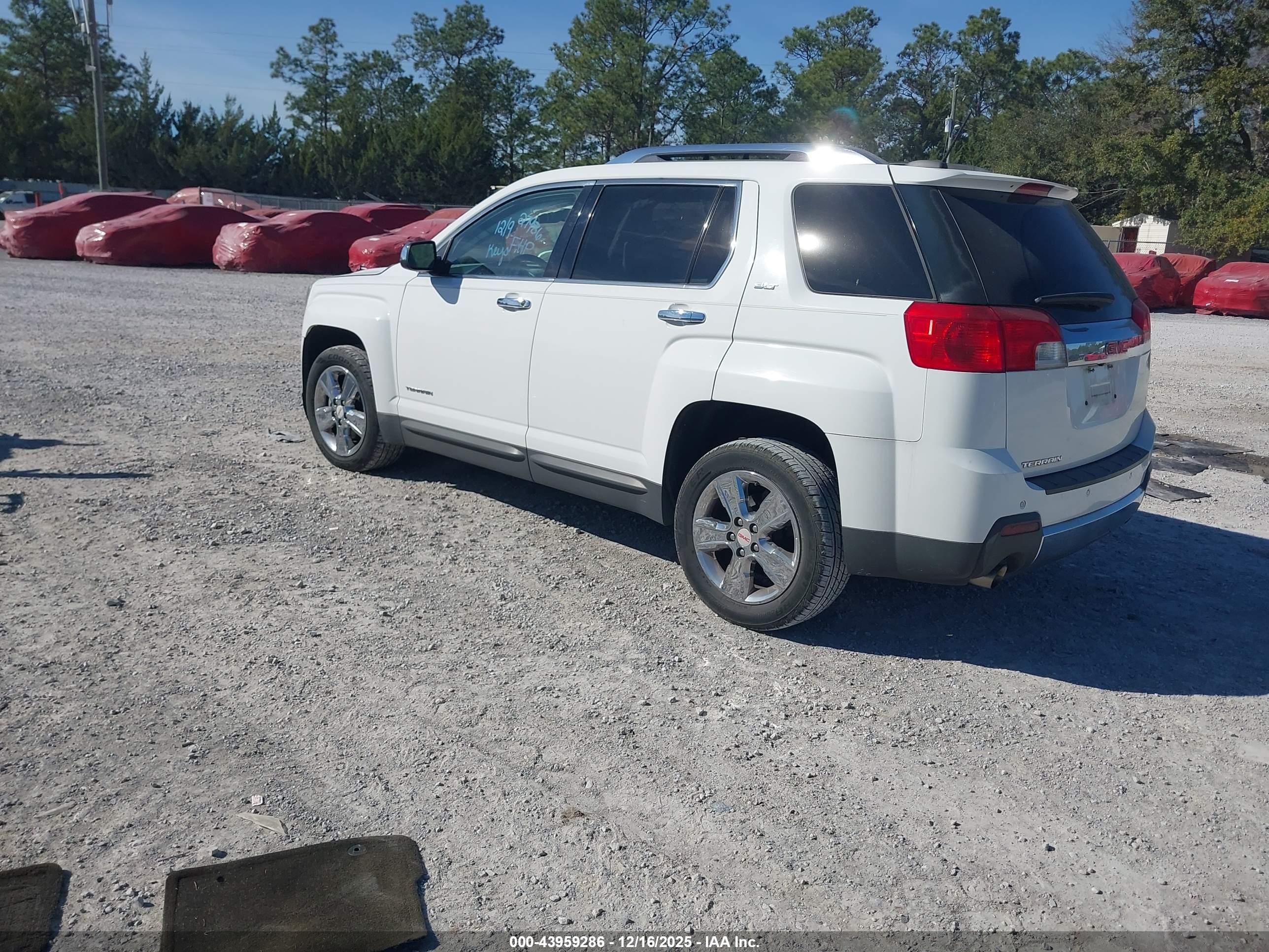 GMC TERRAIN image 3
