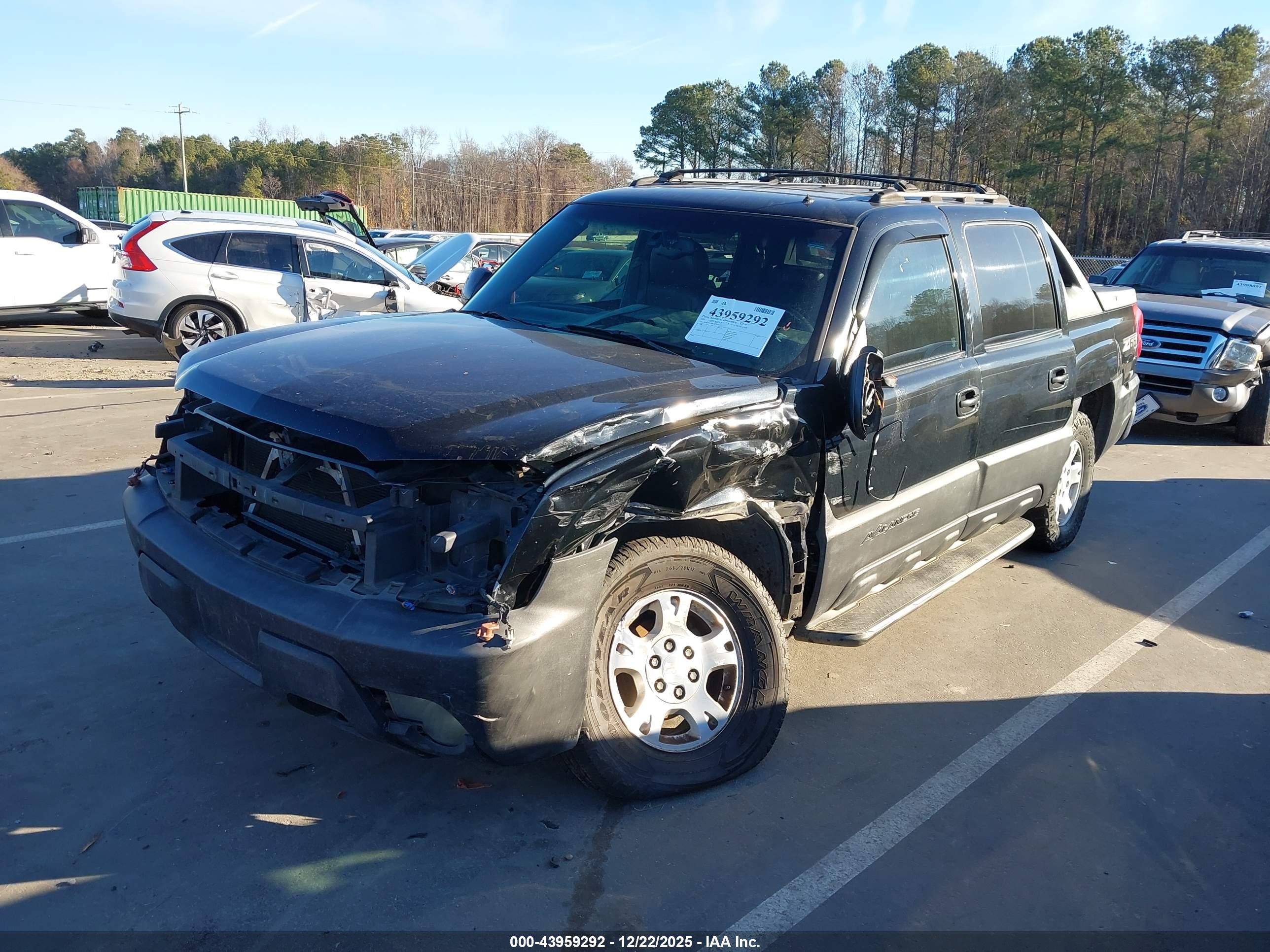 CHEVROLET AVALANCHE image 2