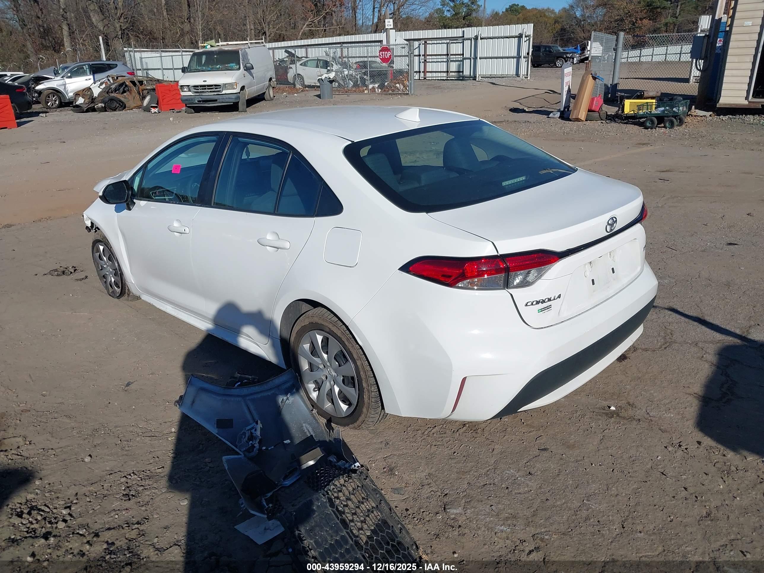 TOYOTA COROLLA image 3