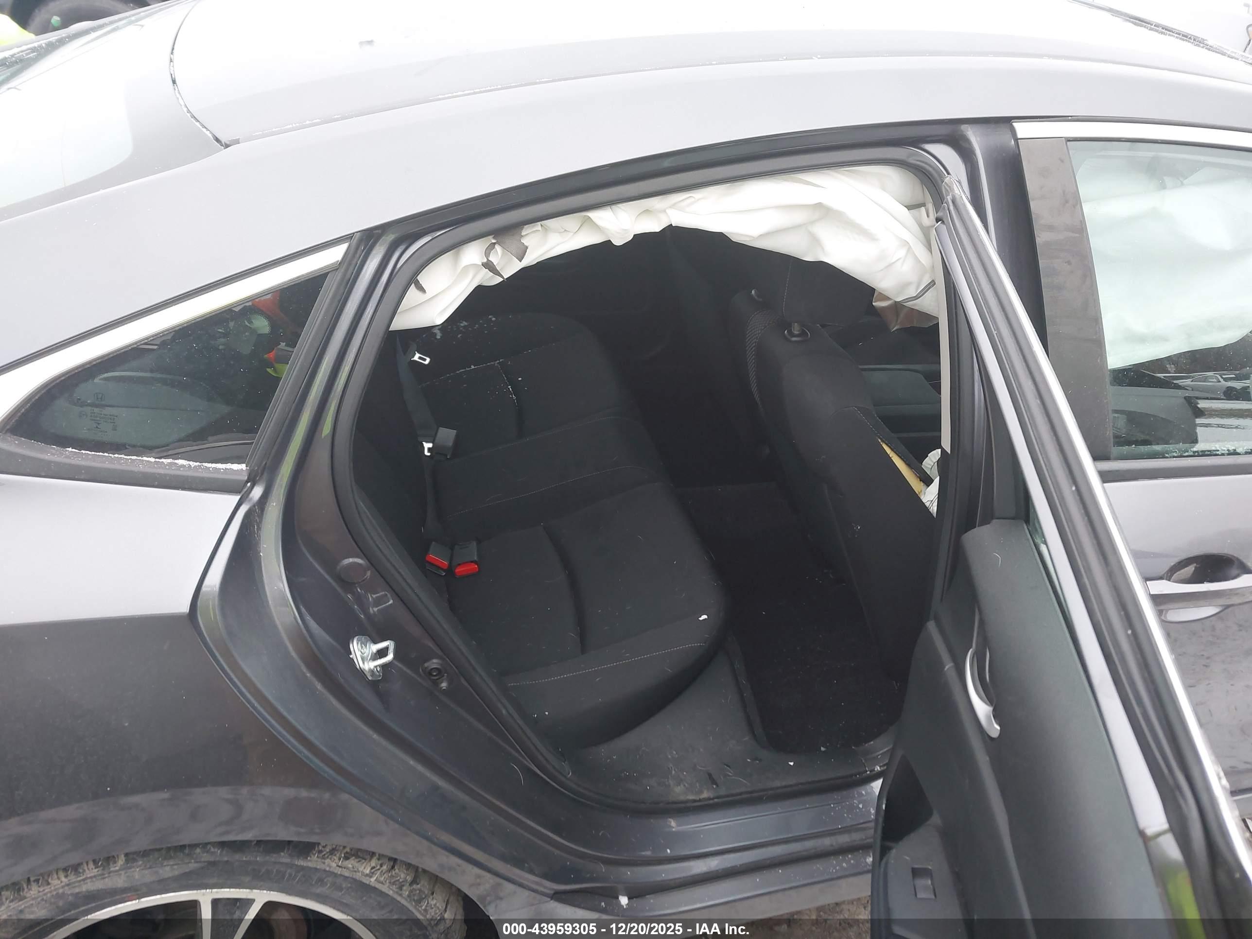 HONDA CIVIC image 8