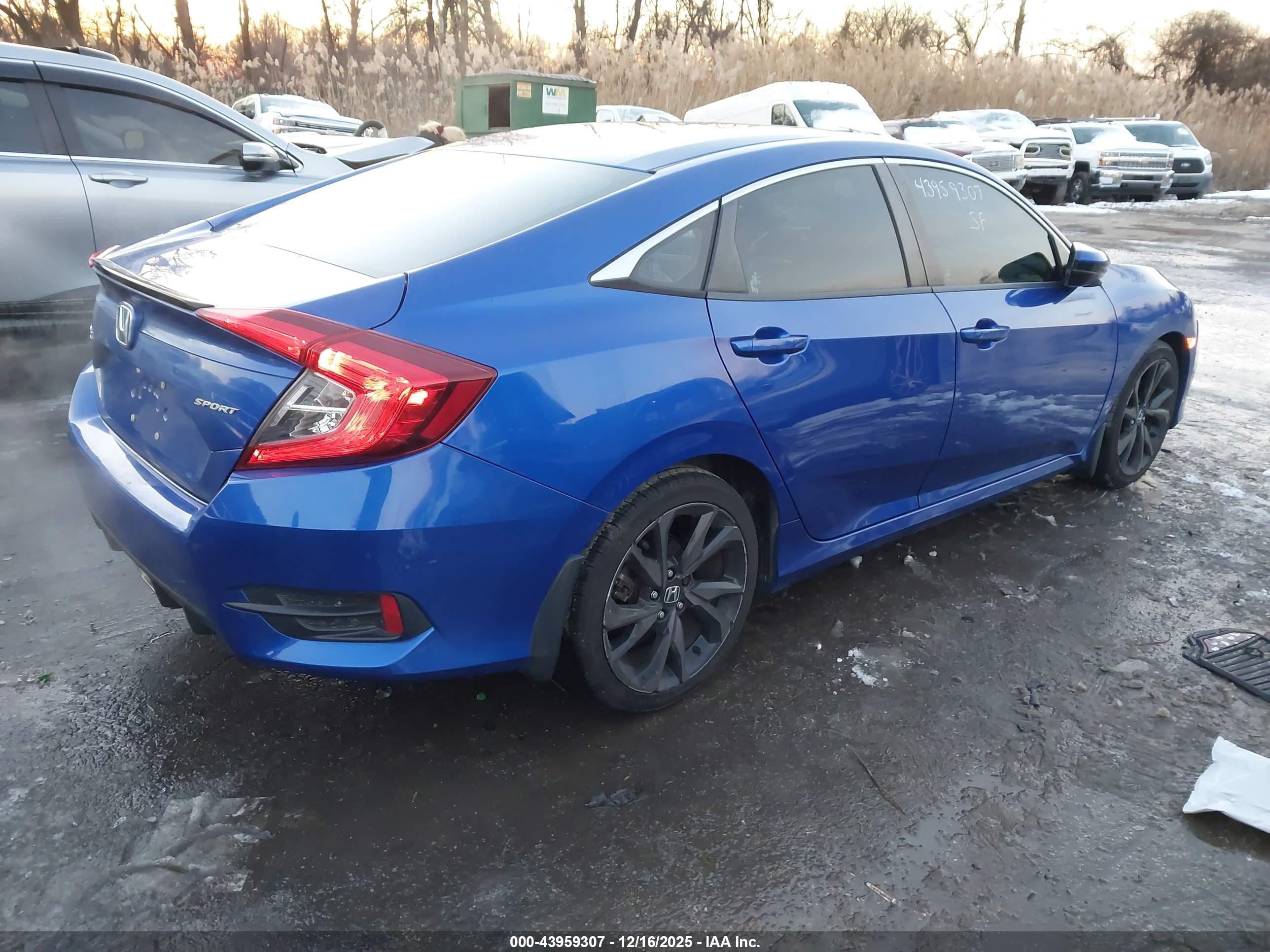 HONDA CIVIC image 4
