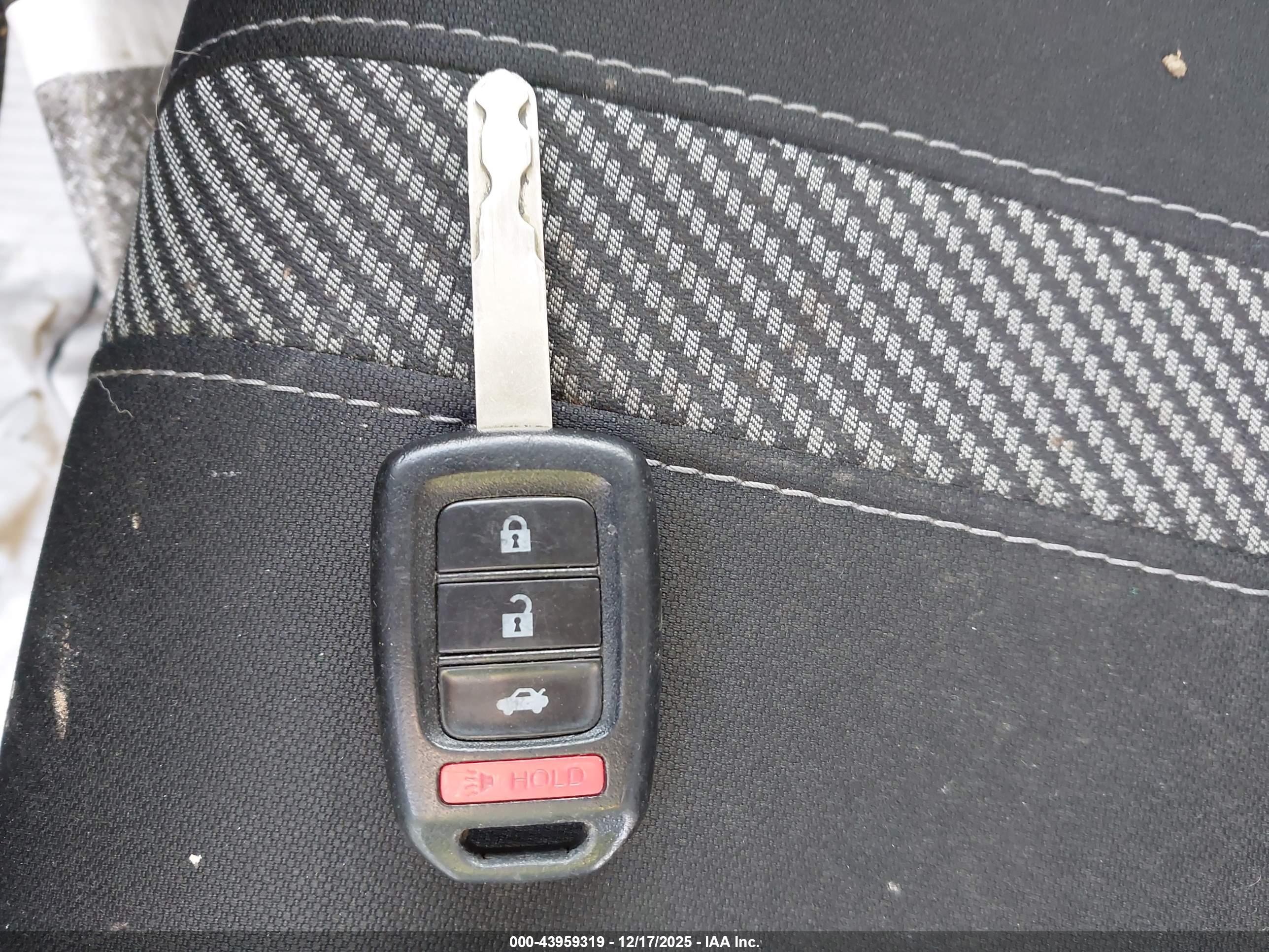 HONDA CIVIC image 11