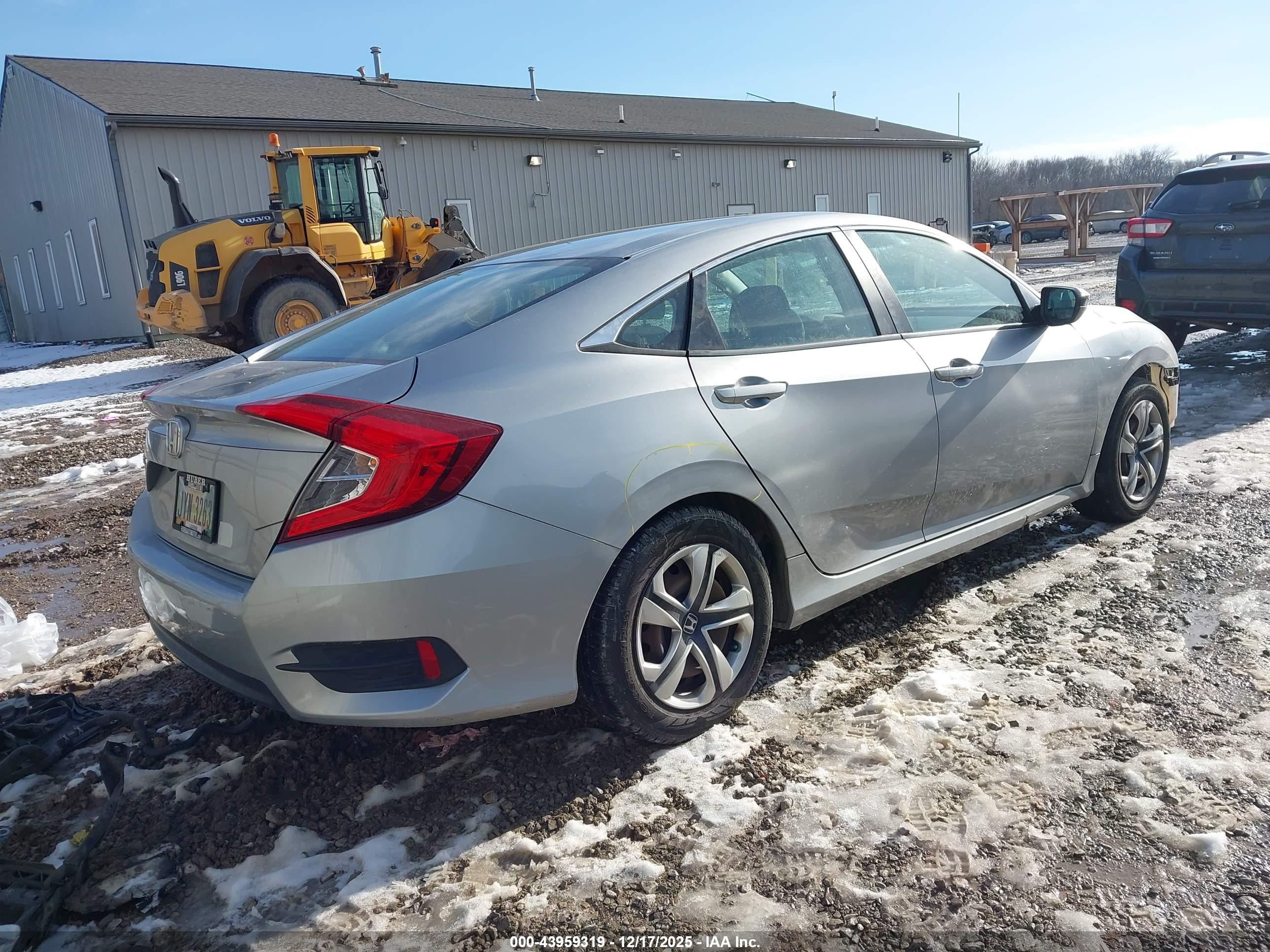 HONDA CIVIC image 4