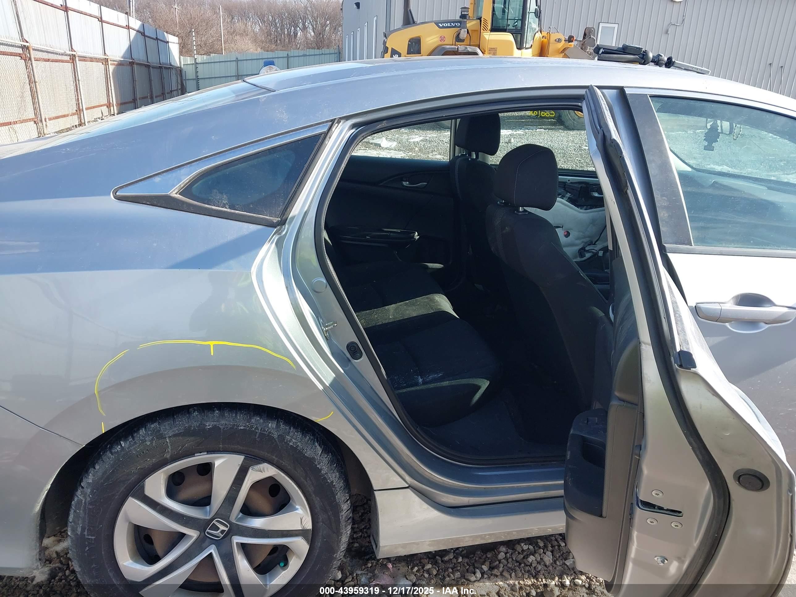 HONDA CIVIC image 8