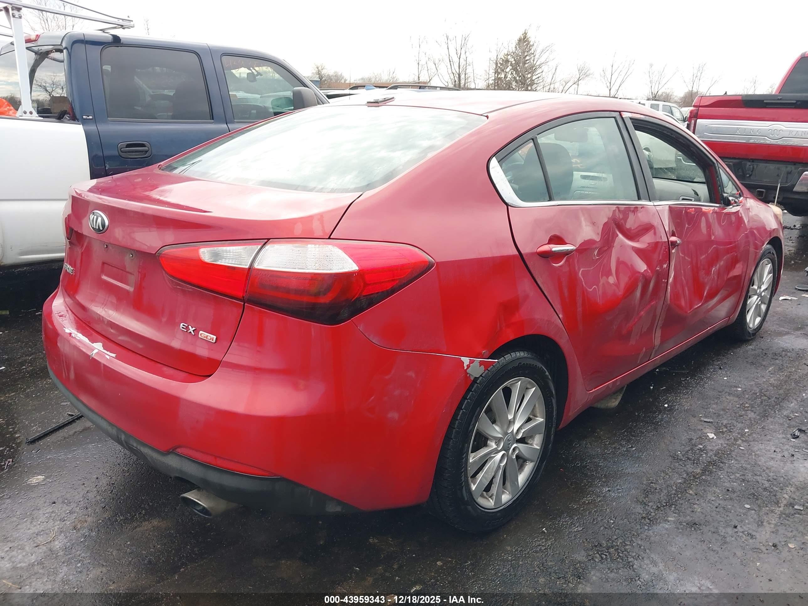 KIA FORTE image 4