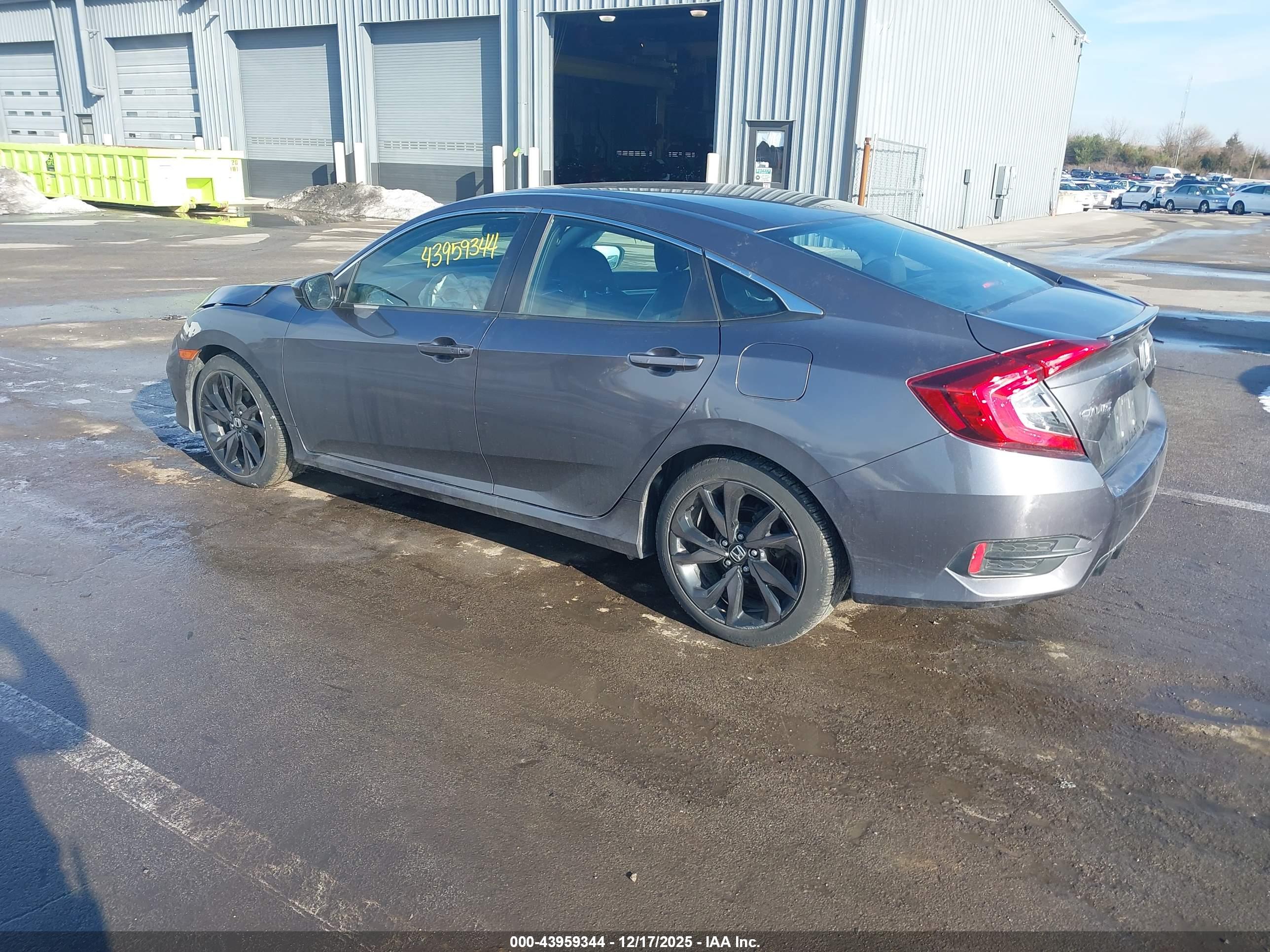 HONDA CIVIC image 3