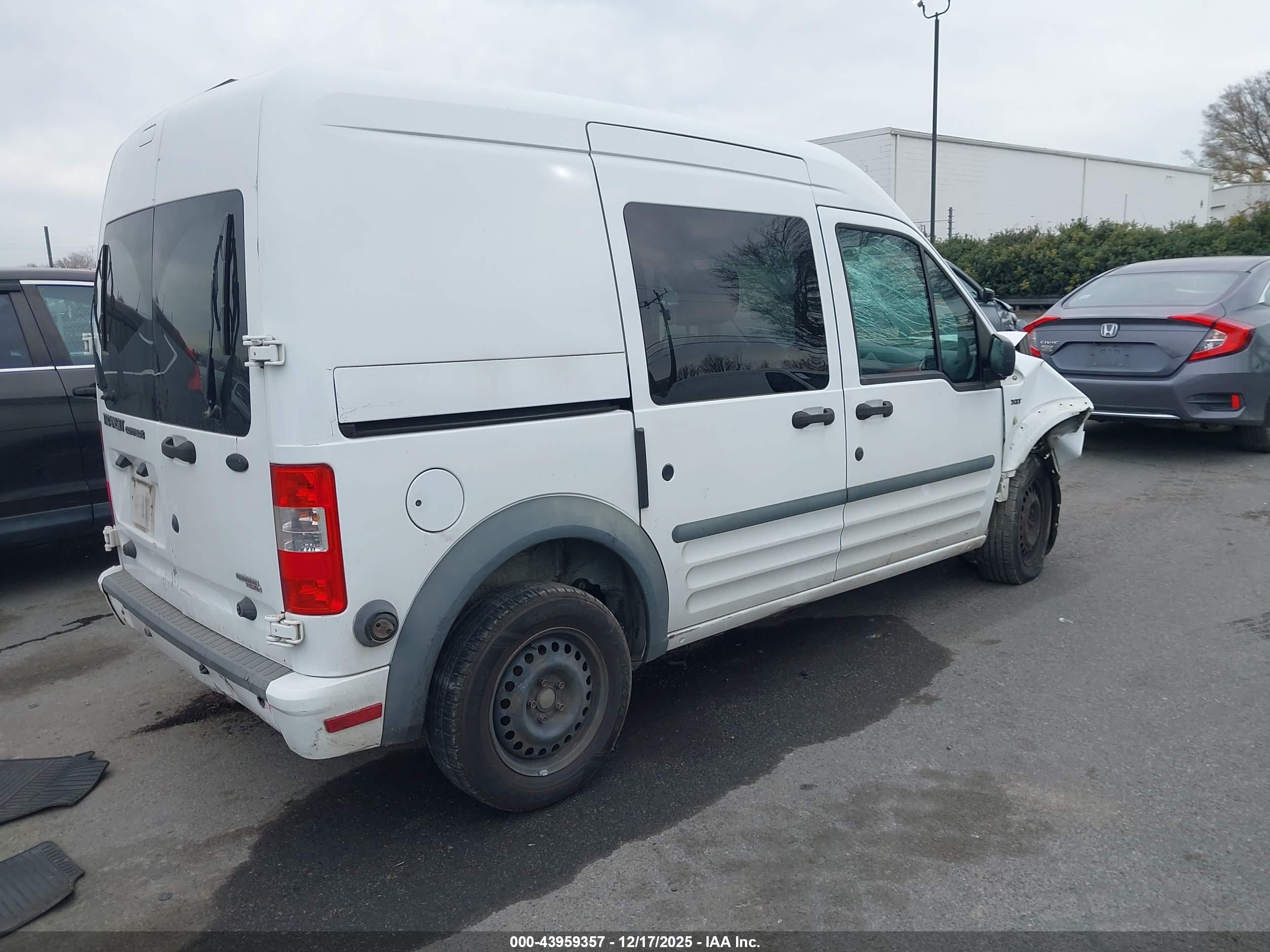 FORD TRANSIT image 4