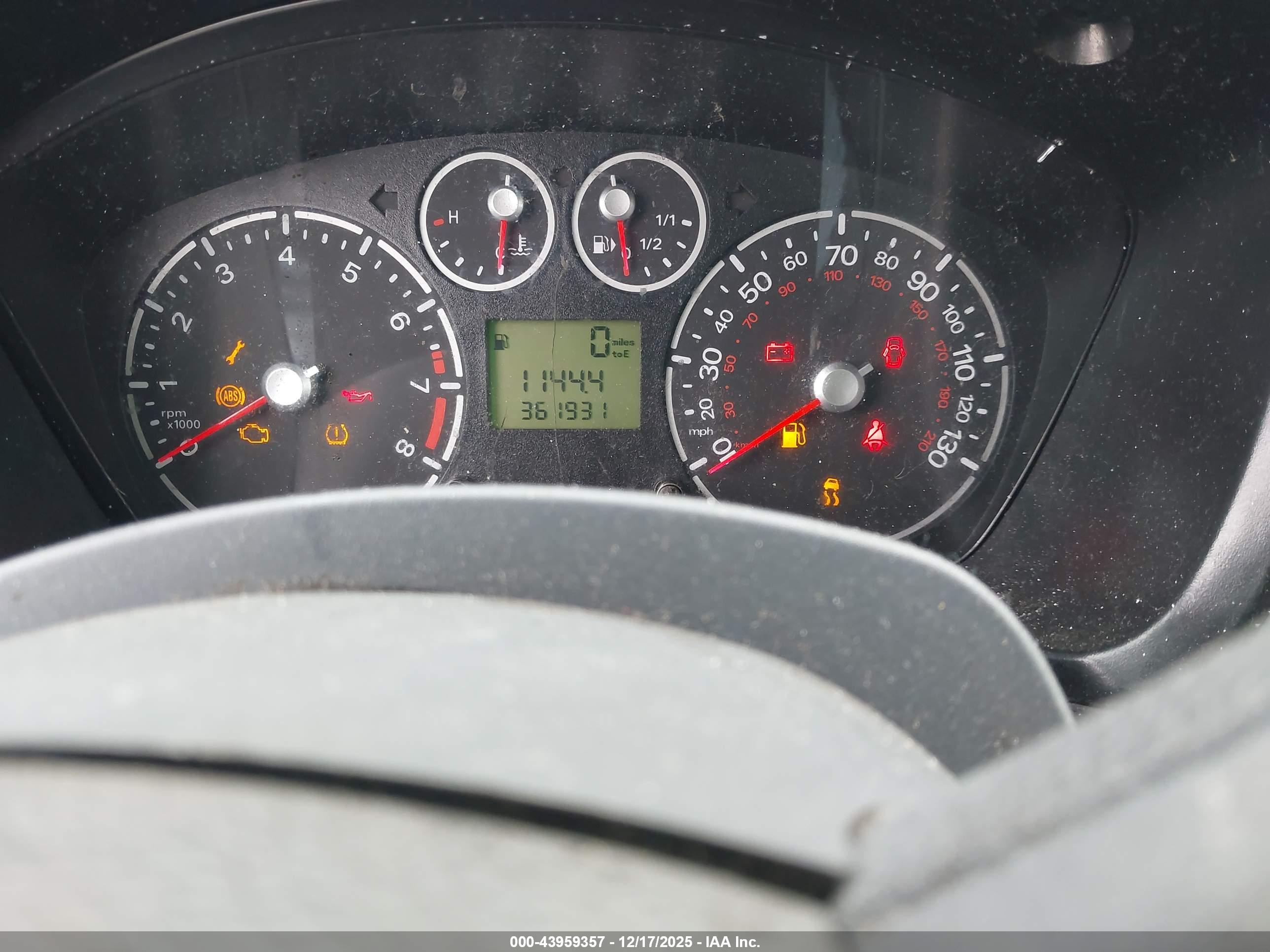 FORD TRANSIT image 7