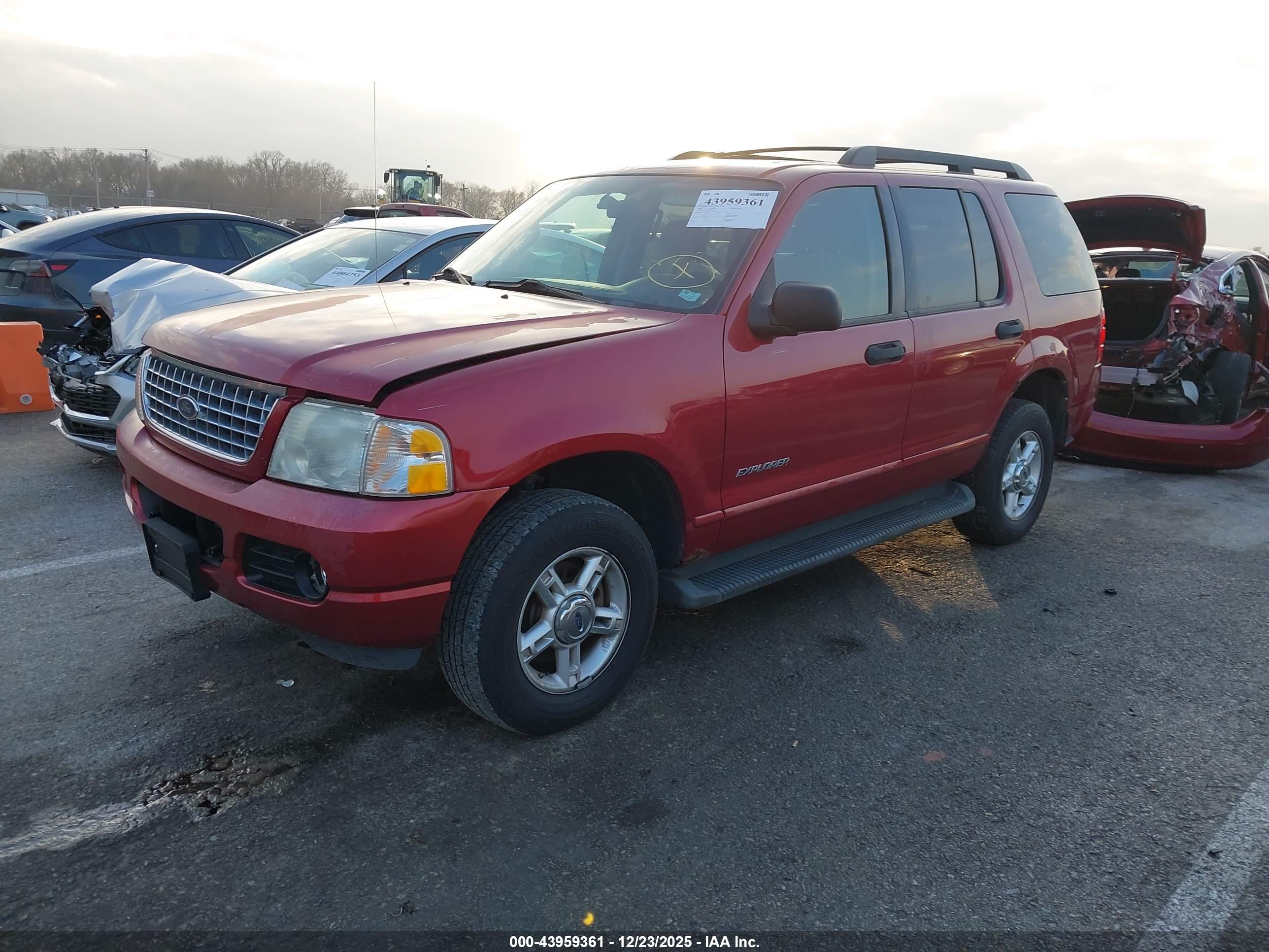 FORD EXPLORER image 2