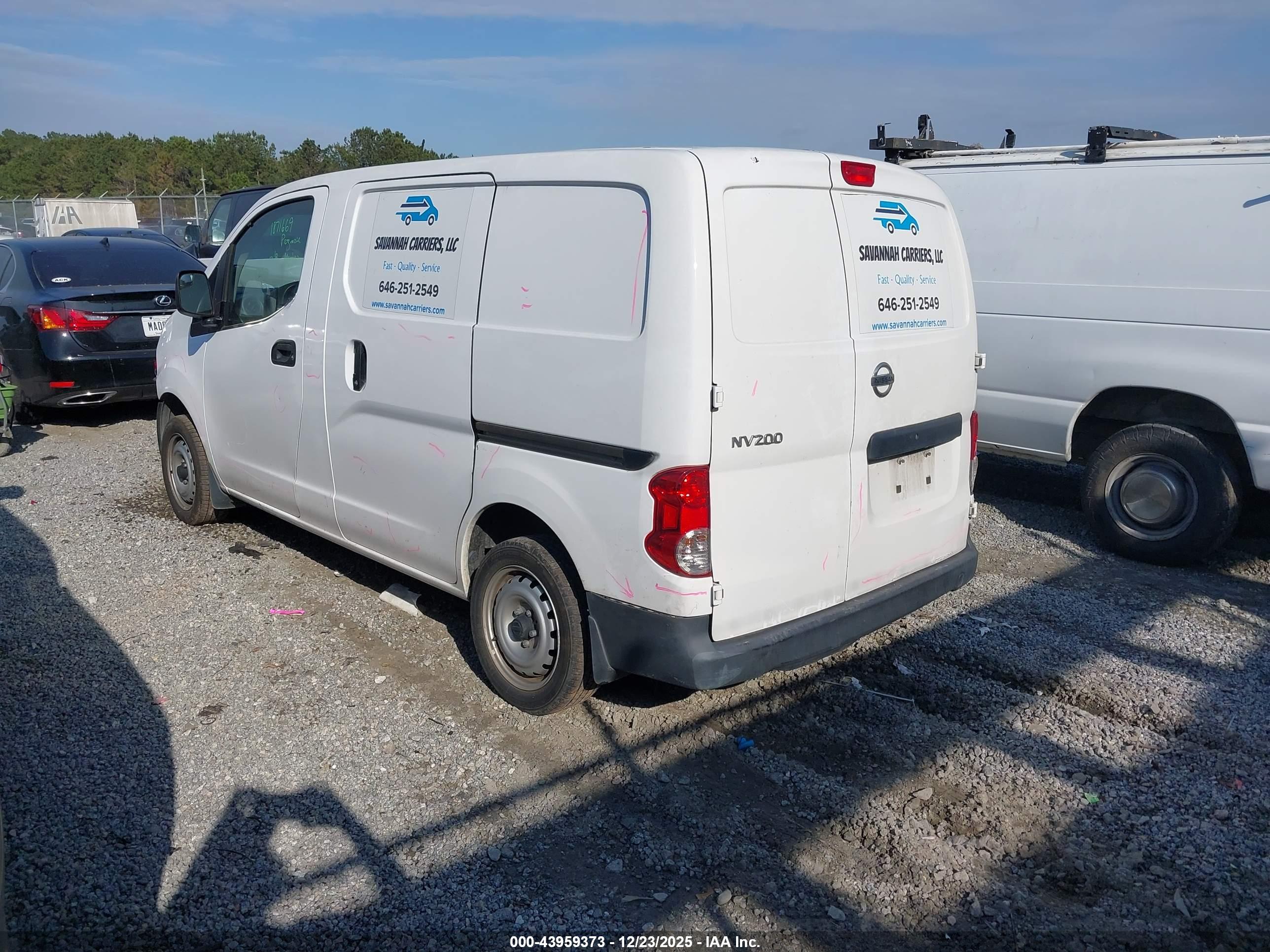 NISSAN NV200 image 3