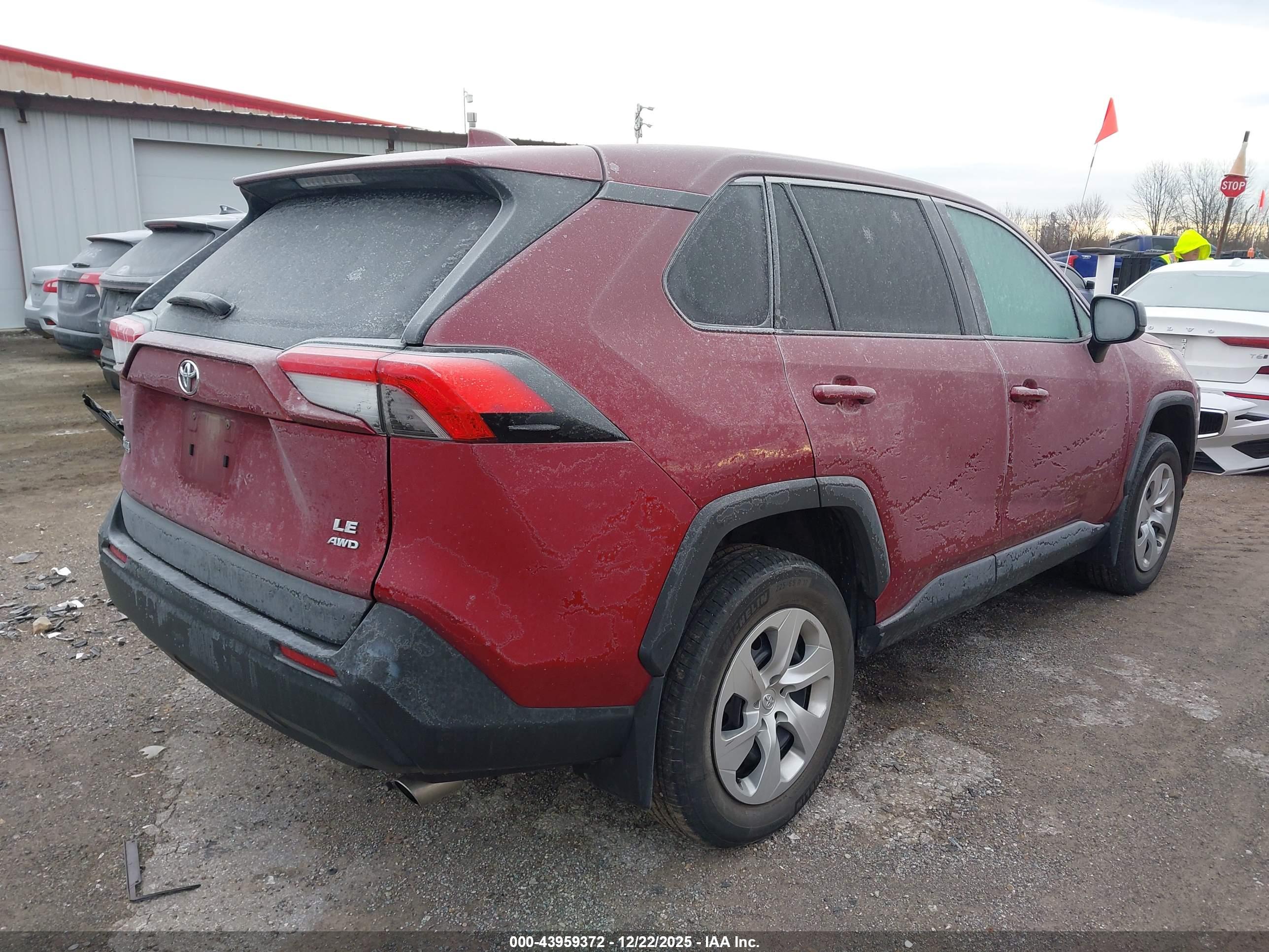 TOYOTA RAV4 image 4