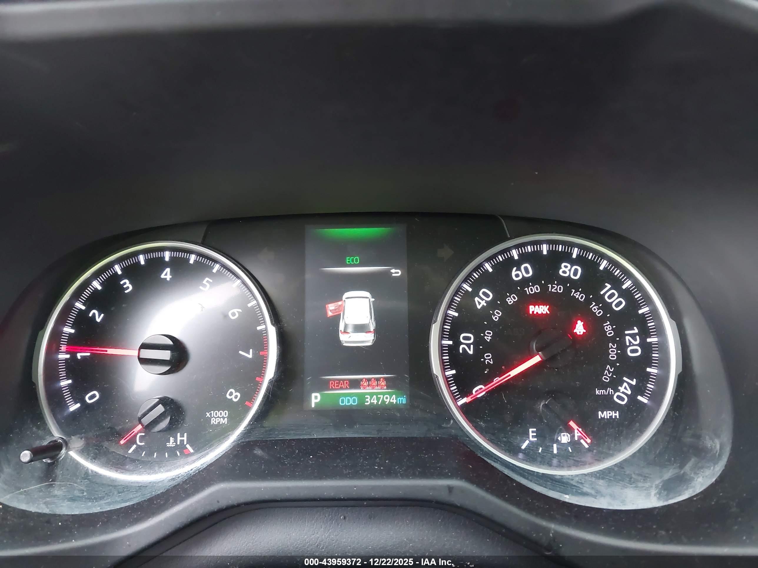 TOYOTA RAV4 image 7