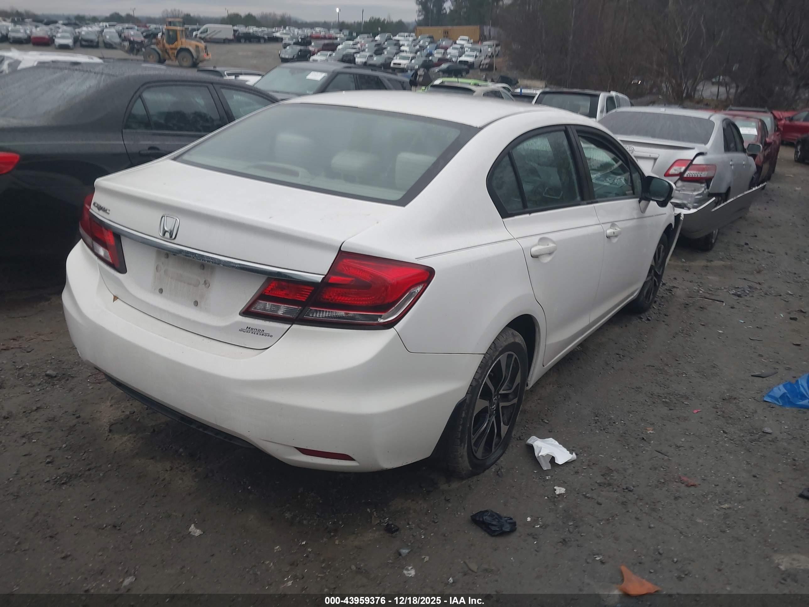 HONDA CIVIC image 4