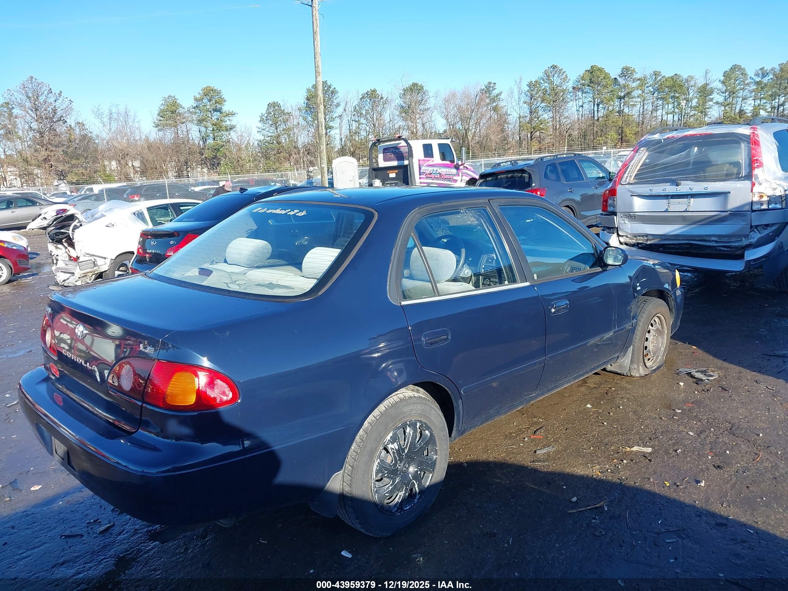 TOYOTA COROLLA image 4
