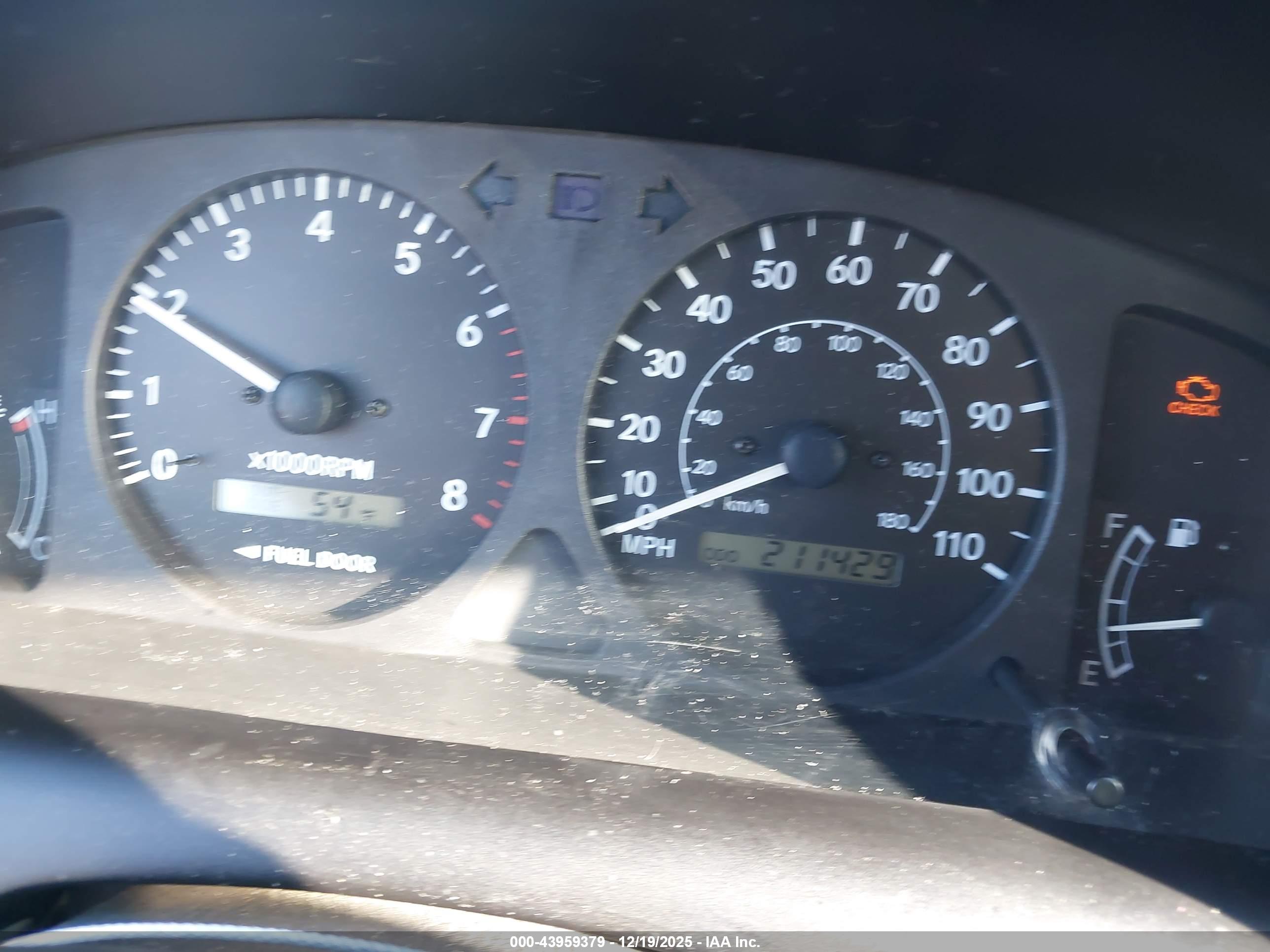 TOYOTA COROLLA image 7